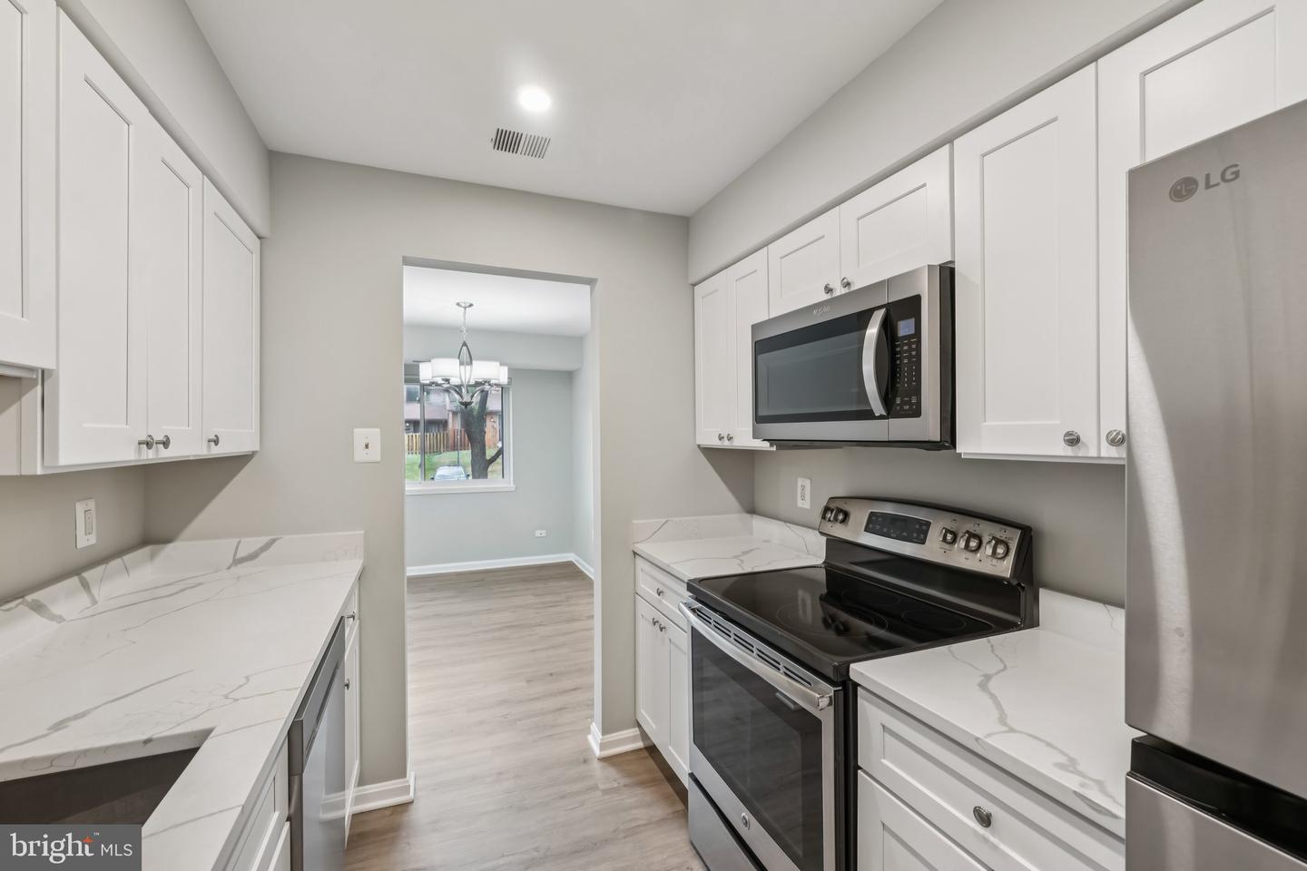3437 SUMMIT CT NE #3437, WASHINGTON, District Of Columbia 20018, 3 Bedrooms Bedrooms, ,2 BathroomsBathrooms,Residential,For sale,3437 SUMMIT CT NE #3437,DCDC2214740 MLS # DCDC2214740