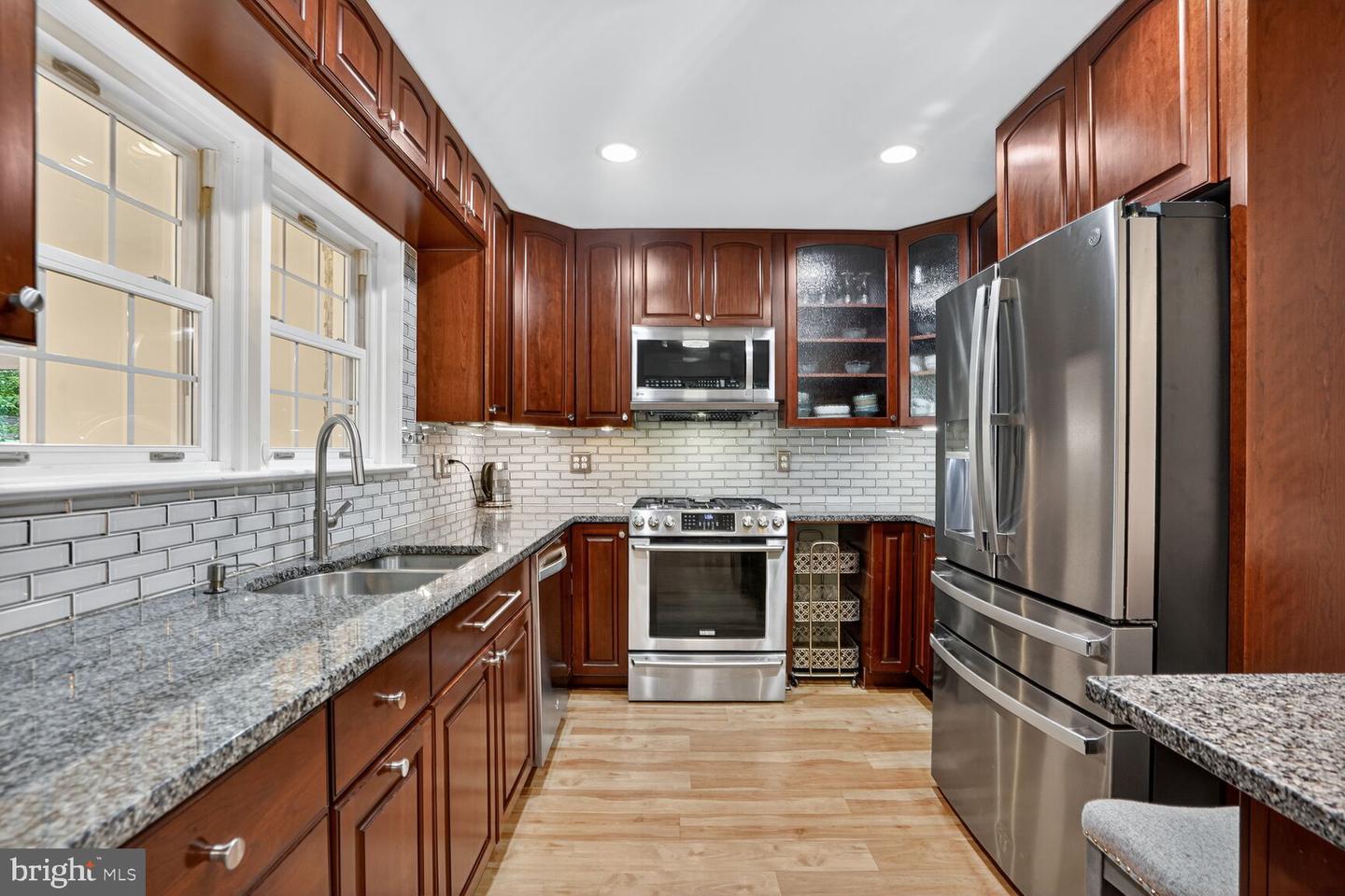 10704 AMES ST, FAIRFAX, Virginia 22032, 6 Bedrooms Bedrooms, ,4 BathroomsBathrooms,Residential,For sale,10704 AMES ST,VAFX2261044 MLS # VAFX2261044