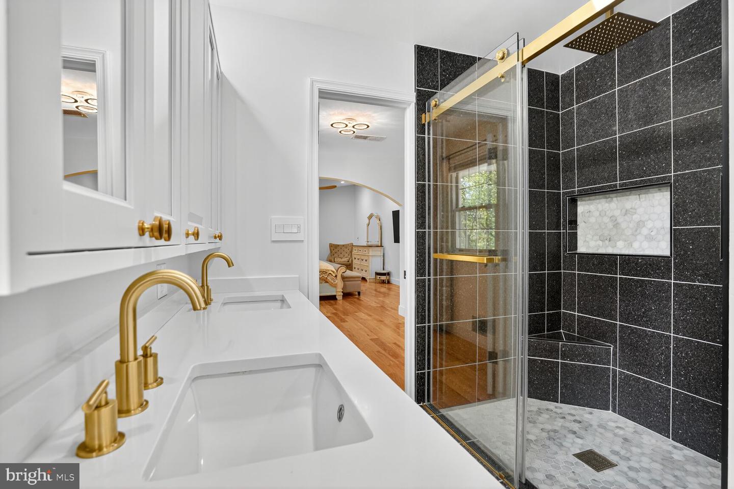 10704 AMES ST, FAIRFAX, Virginia 22032, 6 Bedrooms Bedrooms, ,4 BathroomsBathrooms,Residential,For sale,10704 AMES ST,VAFX2261044 MLS # VAFX2261044