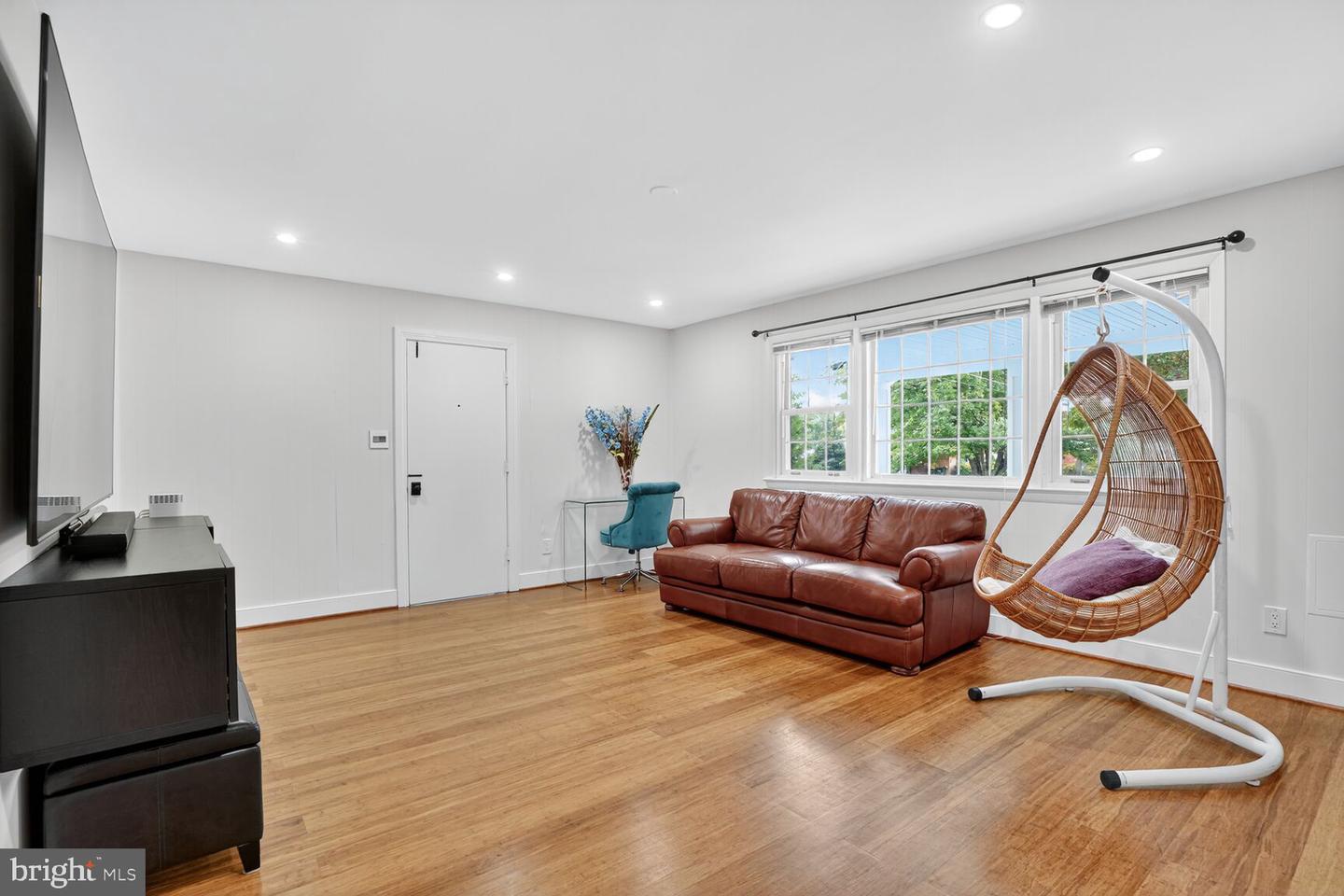 10704 AMES ST, FAIRFAX, Virginia 22032, 6 Bedrooms Bedrooms, ,4 BathroomsBathrooms,Residential,For sale,10704 AMES ST,VAFX2261044 MLS # VAFX2261044
