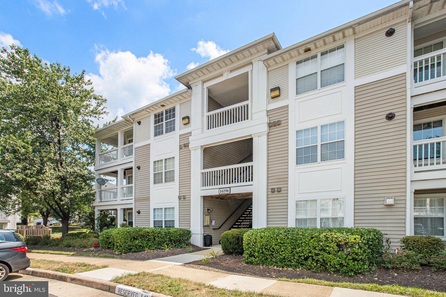 14196 CUDDY LOOP #202, WOODBRIDGE, Virginia 22193, 2 Bedrooms Bedrooms, ,2 BathroomsBathrooms,Residential,For sale,14196 CUDDY LOOP #202,VAPW2101424 MLS # VAPW2101424