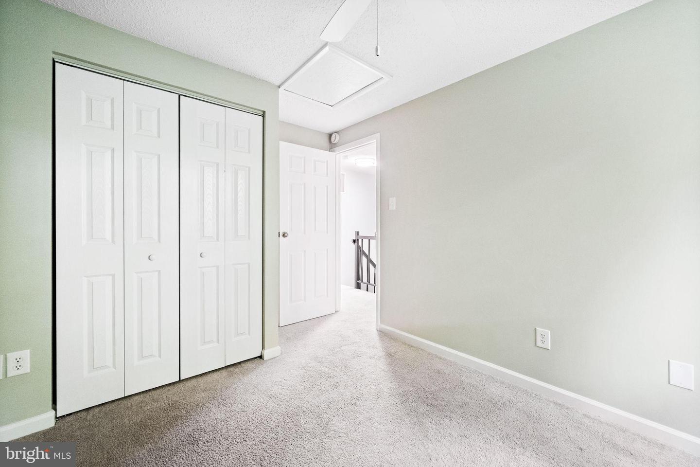 5884 JACKSONS OAK CT, BURKE, Virginia 22015, 3 Bedrooms Bedrooms, 12 Rooms Rooms,2 BathroomsBathrooms,Residential,For sale,5884 JACKSONS OAK CT,VAFX2261220 MLS # VAFX2261220