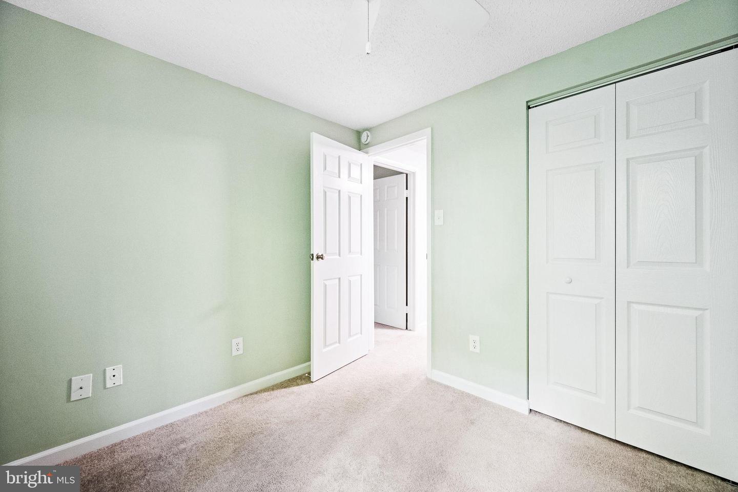 5884 JACKSONS OAK CT, BURKE, Virginia 22015, 3 Bedrooms Bedrooms, 12 Rooms Rooms,2 BathroomsBathrooms,Residential,For sale,5884 JACKSONS OAK CT,VAFX2261220 MLS # VAFX2261220