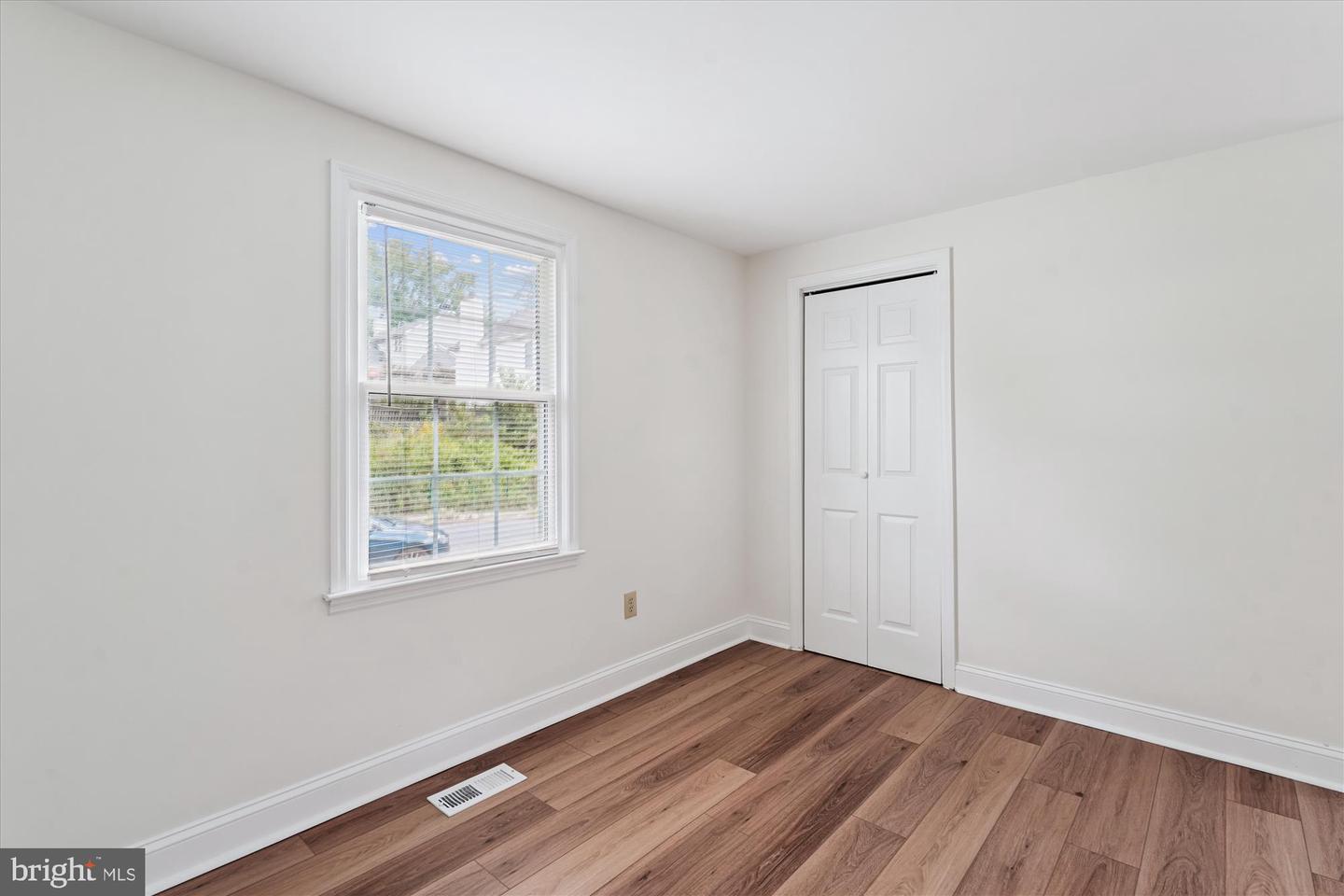 4730 19TH ST N, ARLINGTON, Virginia 22207, 5 Bedrooms Bedrooms, ,3 BathroomsBathrooms,Residential,For sale,4730 19TH ST N,VAAR2062292 MLS # VAAR2062292