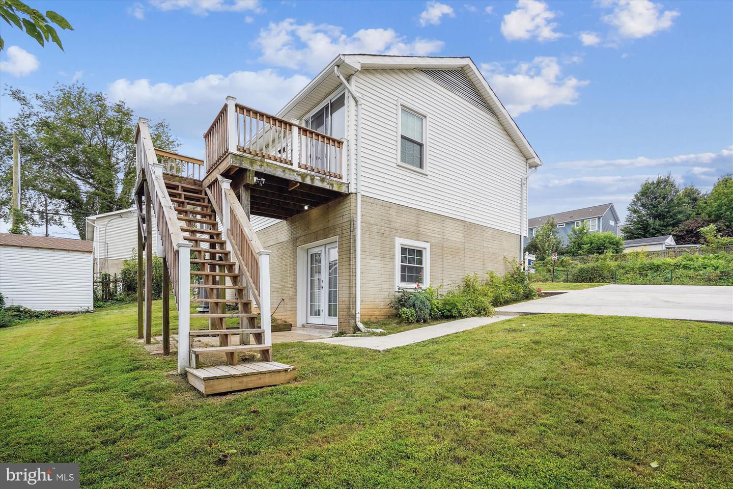 4730 19TH ST N, ARLINGTON, Virginia 22207, 5 Bedrooms Bedrooms, ,3 BathroomsBathrooms,Residential,For sale,4730 19TH ST N,VAAR2062292 MLS # VAAR2062292