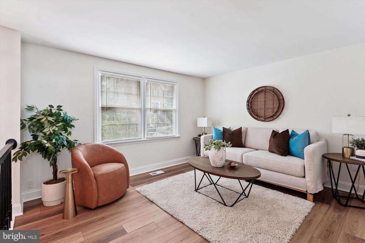 4730 19TH ST N, ARLINGTON, Virginia 22207, 5 Bedrooms Bedrooms, ,3 BathroomsBathrooms,Residential,For sale,4730 19TH ST N,VAAR2062292 MLS # VAAR2062292