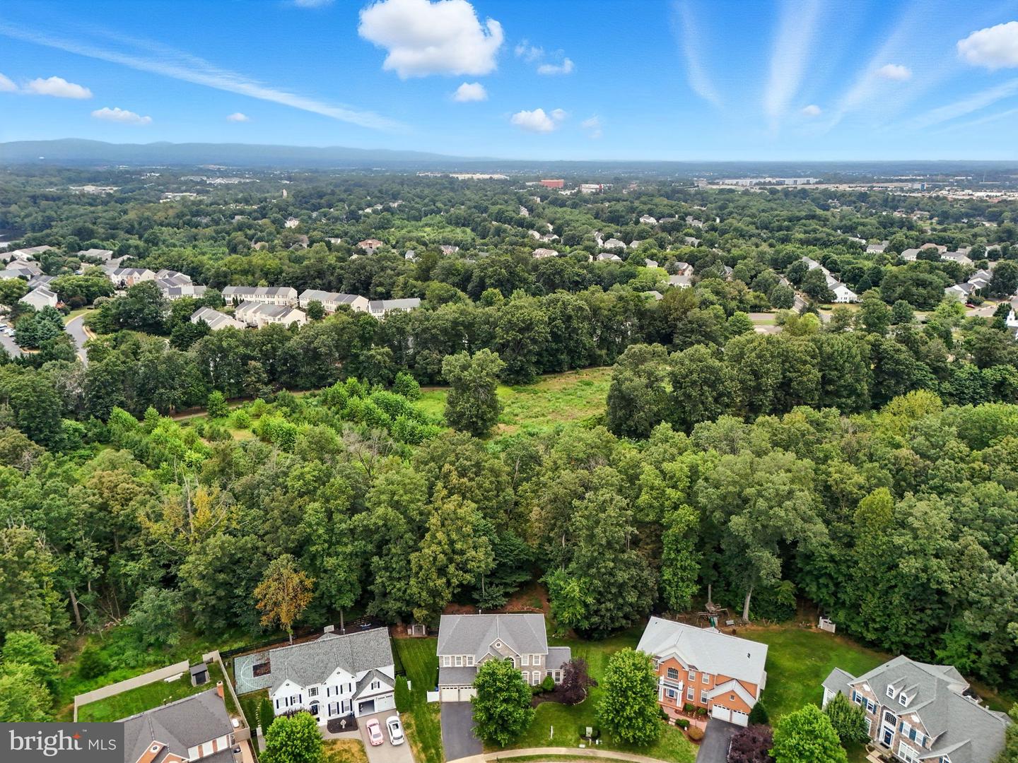 12208 SOUR GUM CT, GAINESVILLE, Virginia 20155, 5 Bedrooms Bedrooms, 17 Rooms Rooms,4 BathroomsBathrooms,Residential,For sale,12208 SOUR GUM CT,VAPW2101514 MLS # VAPW2101514