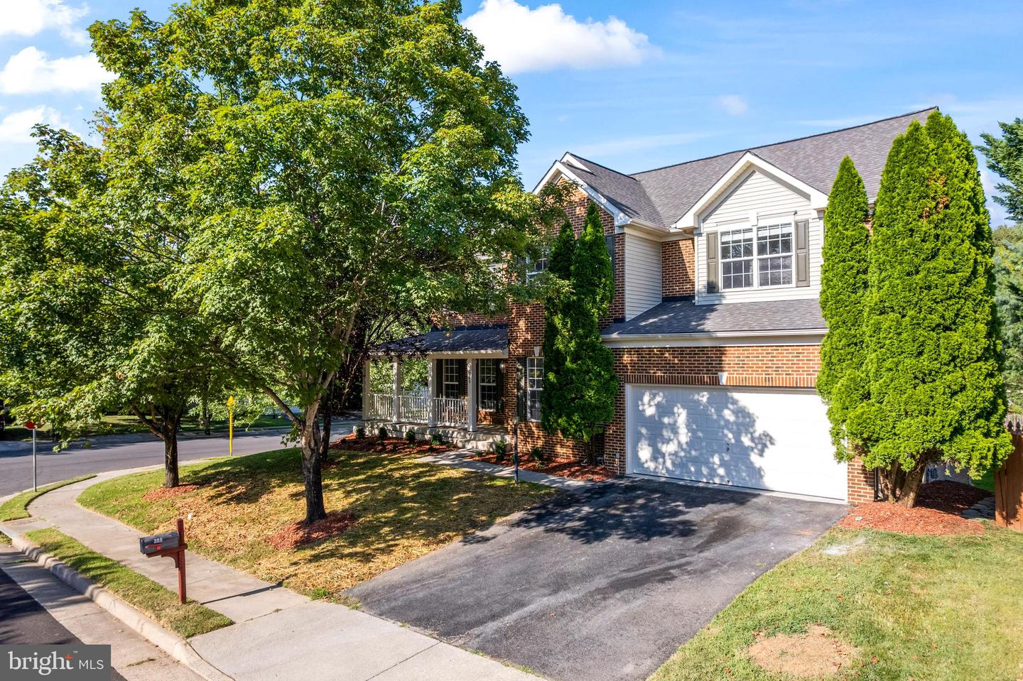 300 N OLD DOMINION LN, PURCELLVILLE, Virginia 20132, 6 Bedrooms Bedrooms, ,4 BathroomsBathrooms,Residential,For sale,300 N OLD DOMINION LN,VALO2104588 MLS # VALO2104588