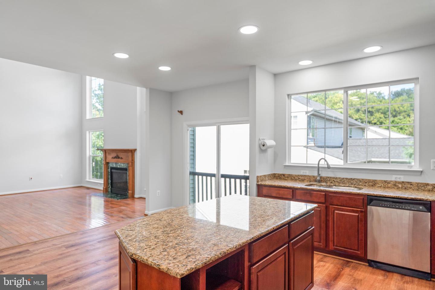 300 N OLD DOMINION LN, PURCELLVILLE, Virginia 20132, 6 Bedrooms Bedrooms, ,4 BathroomsBathrooms,Residential,For sale,300 N OLD DOMINION LN,VALO2104588 MLS # VALO2104588