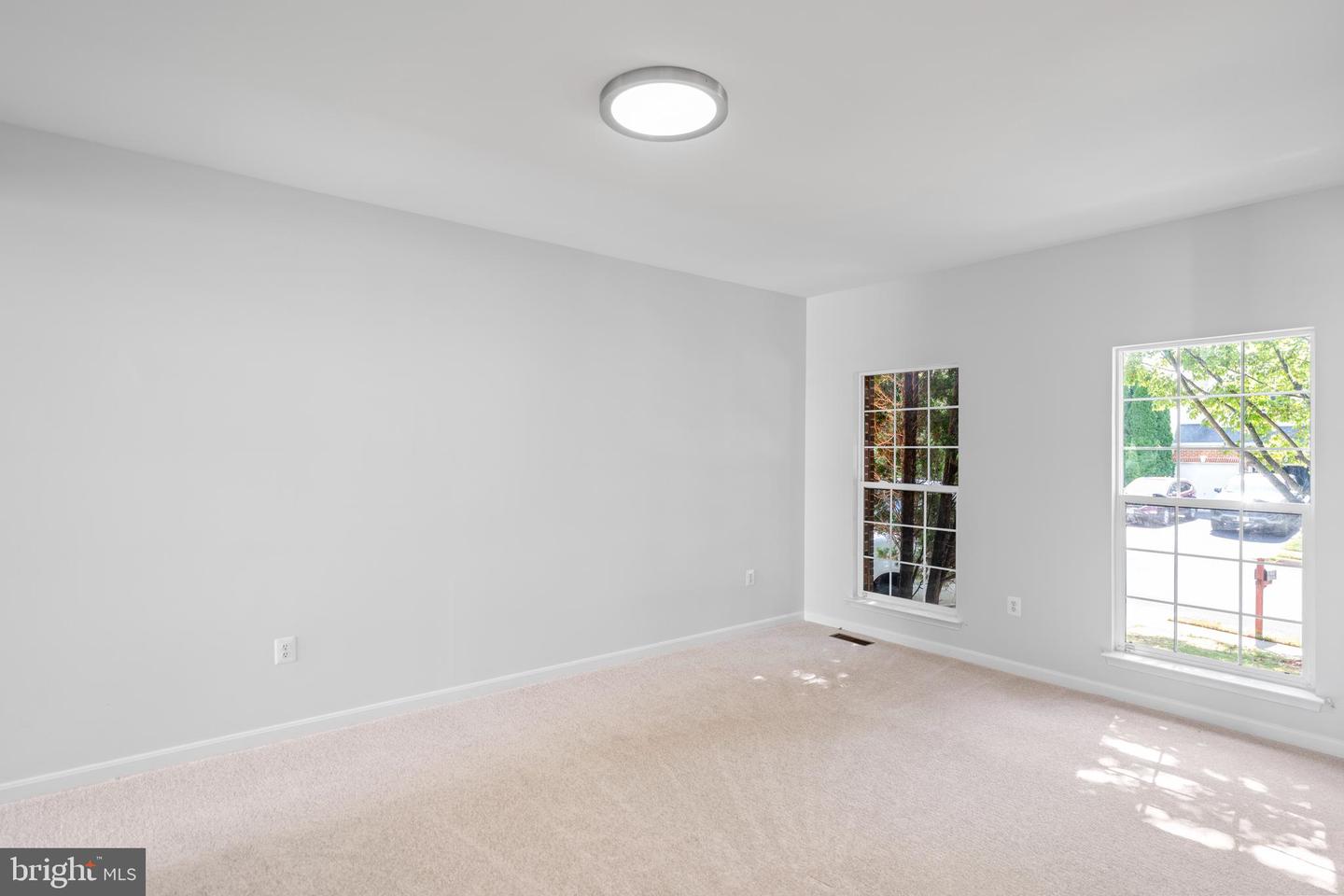 300 N OLD DOMINION LN, PURCELLVILLE, Virginia 20132, 6 Bedrooms Bedrooms, ,4 BathroomsBathrooms,Residential,For sale,300 N OLD DOMINION LN,VALO2104588 MLS # VALO2104588