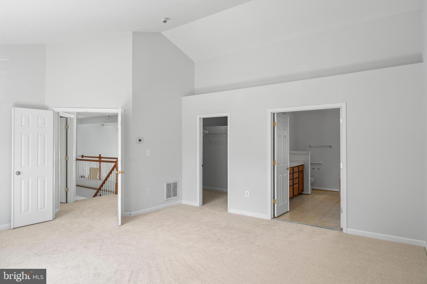300 N OLD DOMINION LN, PURCELLVILLE, Virginia 20132, 6 Bedrooms Bedrooms, ,4 BathroomsBathrooms,Residential,For sale,300 N OLD DOMINION LN,VALO2104588 MLS # VALO2104588