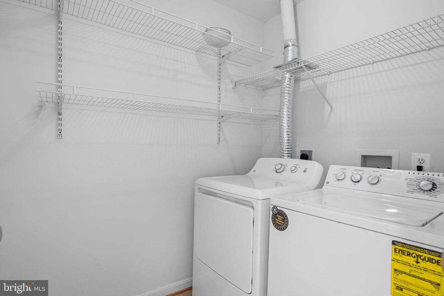 300 N OLD DOMINION LN, PURCELLVILLE, Virginia 20132, 6 Bedrooms Bedrooms, ,4 BathroomsBathrooms,Residential,For sale,300 N OLD DOMINION LN,VALO2104588 MLS # VALO2104588