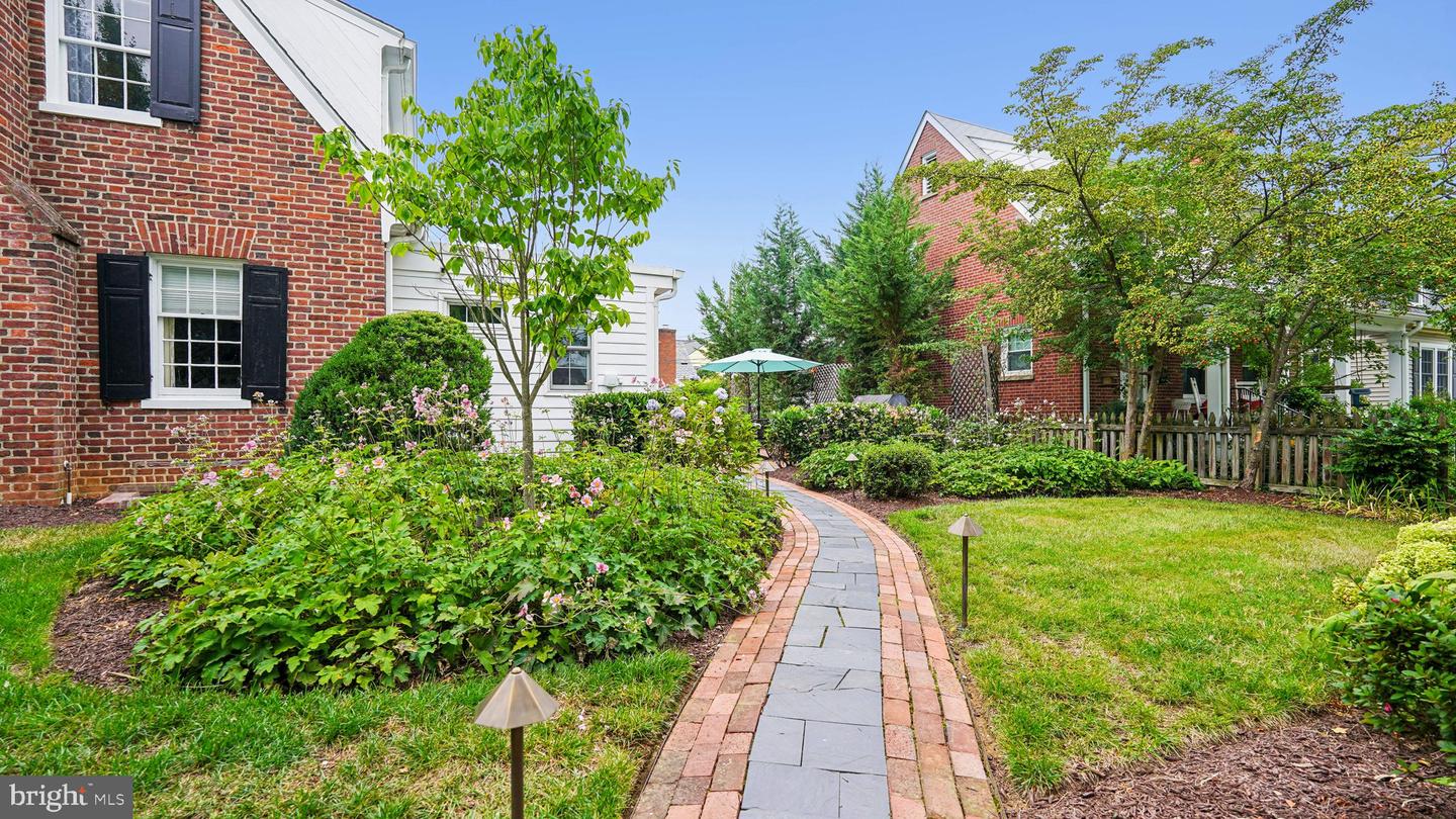 1109 LITTLEPAGE ST, FREDERICKSBURG, Virginia 22401, 3 Bedrooms Bedrooms, ,2 BathroomsBathrooms,Residential,For sale,1109 LITTLEPAGE ST,VAFB2008784 MLS # VAFB2008784