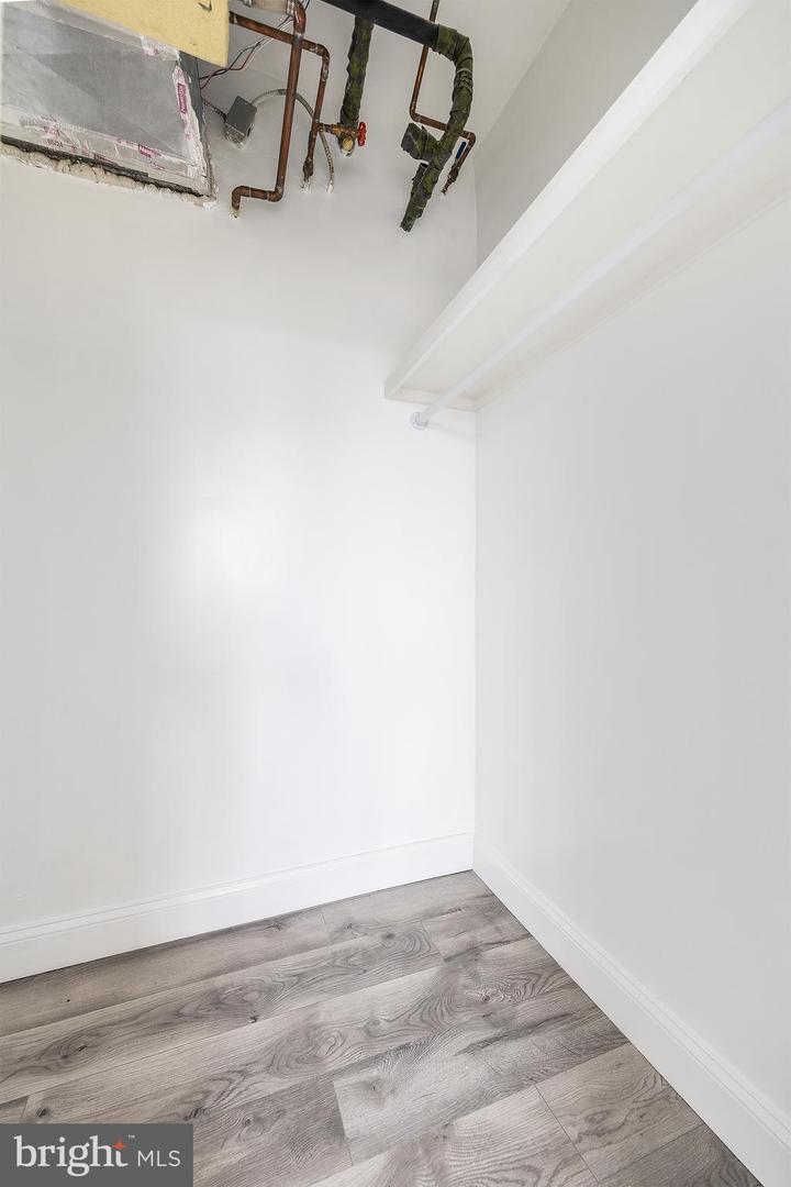 4600 DUKE ST #432, ALEXANDRIA, Virginia 22304, 3 Bedrooms Bedrooms, ,2 BathroomsBathrooms,Residential,For sale,4600 DUKE ST #432,VAAX2048646 MLS # VAAX2048646