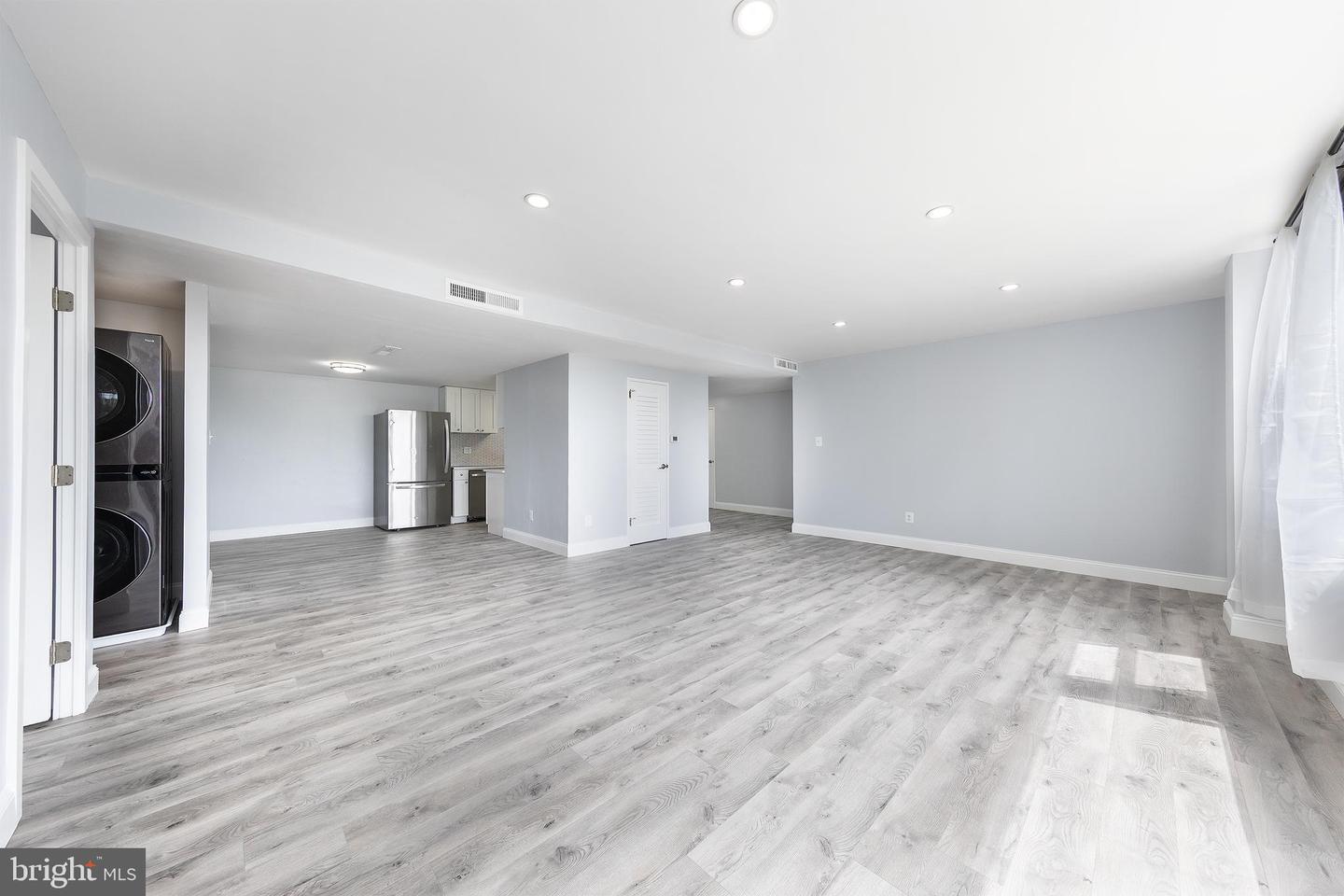 4600 DUKE ST #432, ALEXANDRIA, Virginia 22304, 3 Bedrooms Bedrooms, ,2 BathroomsBathrooms,Residential,For sale,4600 DUKE ST #432,VAAX2048646 MLS # VAAX2048646