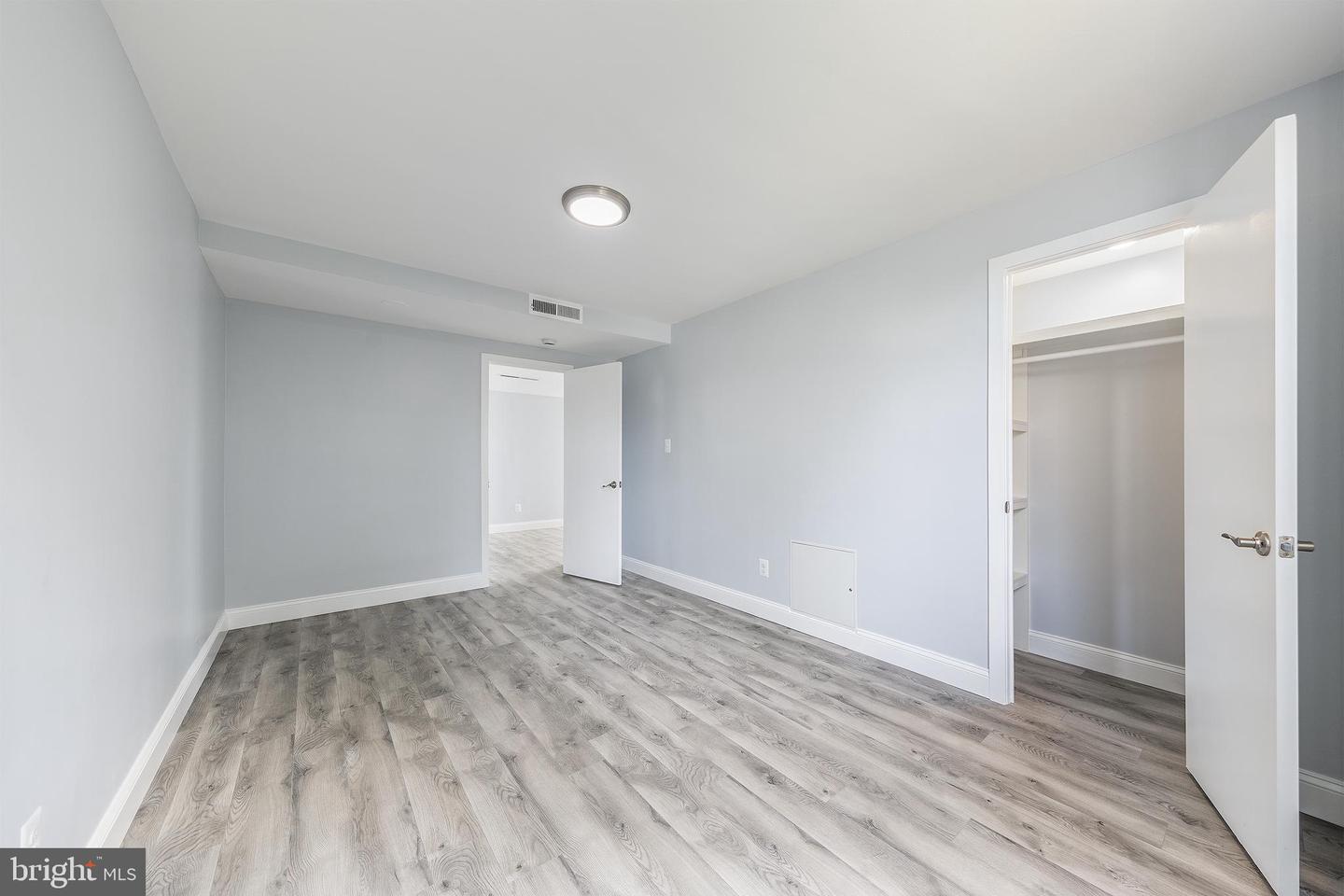 4600 DUKE ST #432, ALEXANDRIA, Virginia 22304, 3 Bedrooms Bedrooms, ,2 BathroomsBathrooms,Residential,For sale,4600 DUKE ST #432,VAAX2048646 MLS # VAAX2048646