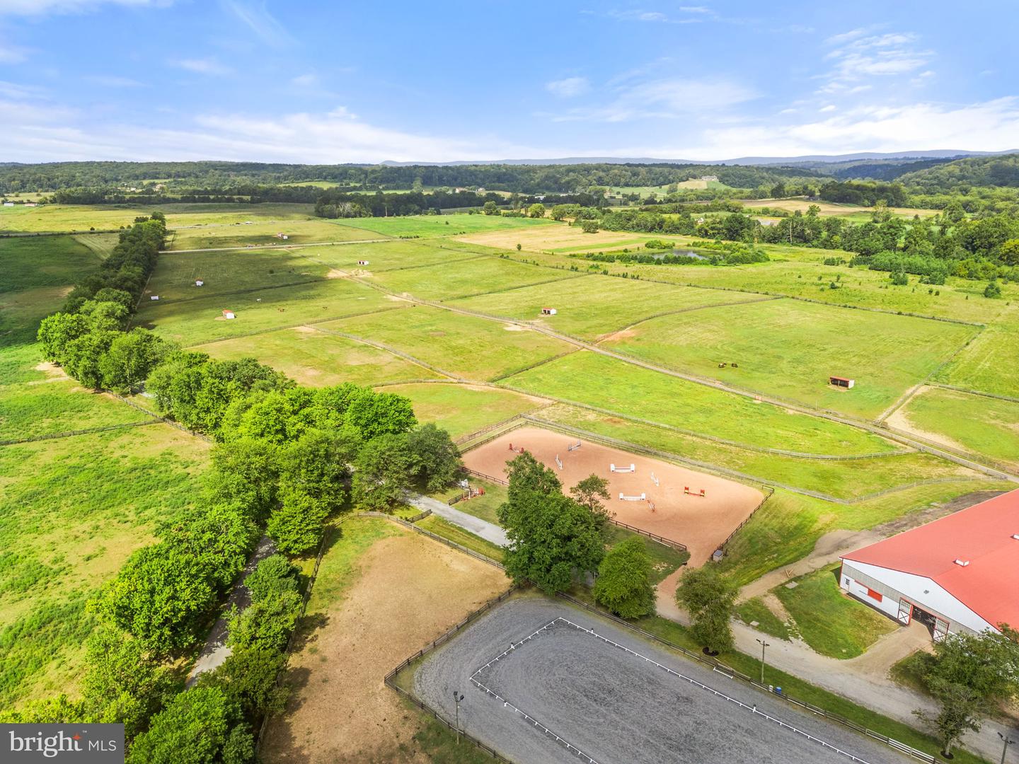 40332 COURTLAND FARM LN, ALDIE, Virginia 20105, 3 Bedrooms Bedrooms, ,2 BathroomsBathrooms,Residential,For sale,40332 COURTLAND FARM LN,VALO2104636 MLS # VALO2104636