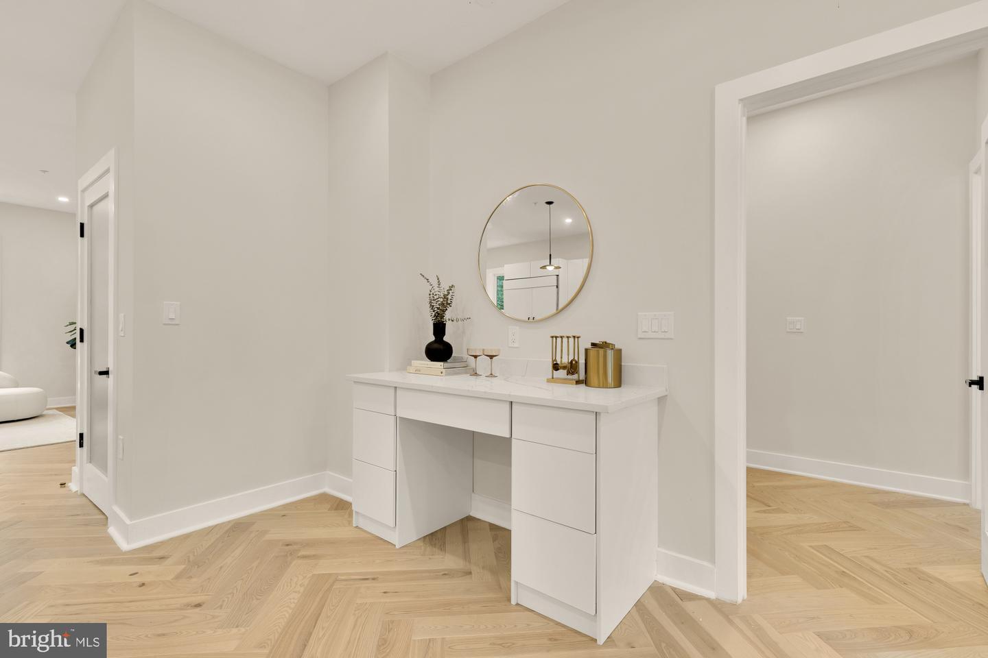 1600 37TH ST NW, WASHINGTON, District Of Columbia 20007, 5 Bedrooms Bedrooms, ,4 BathroomsBathrooms,Residential,For sale,1600 37TH ST NW,DCDC2215344 MLS # DCDC2215344