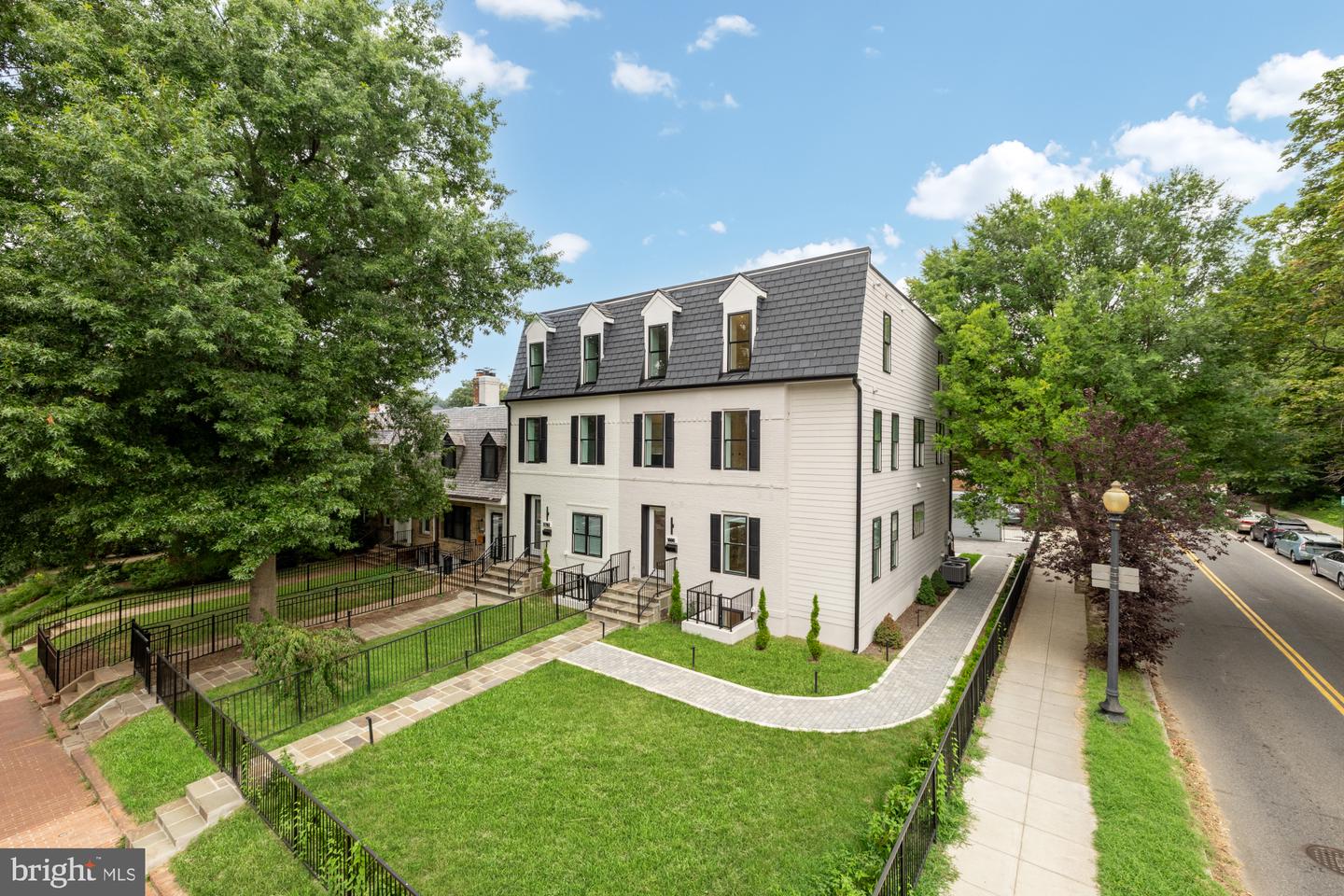 1600 37TH ST NW, WASHINGTON, District Of Columbia 20007, 5 Bedrooms Bedrooms, ,4 BathroomsBathrooms,Residential,For sale,1600 37TH ST NW,DCDC2215344 MLS # DCDC2215344