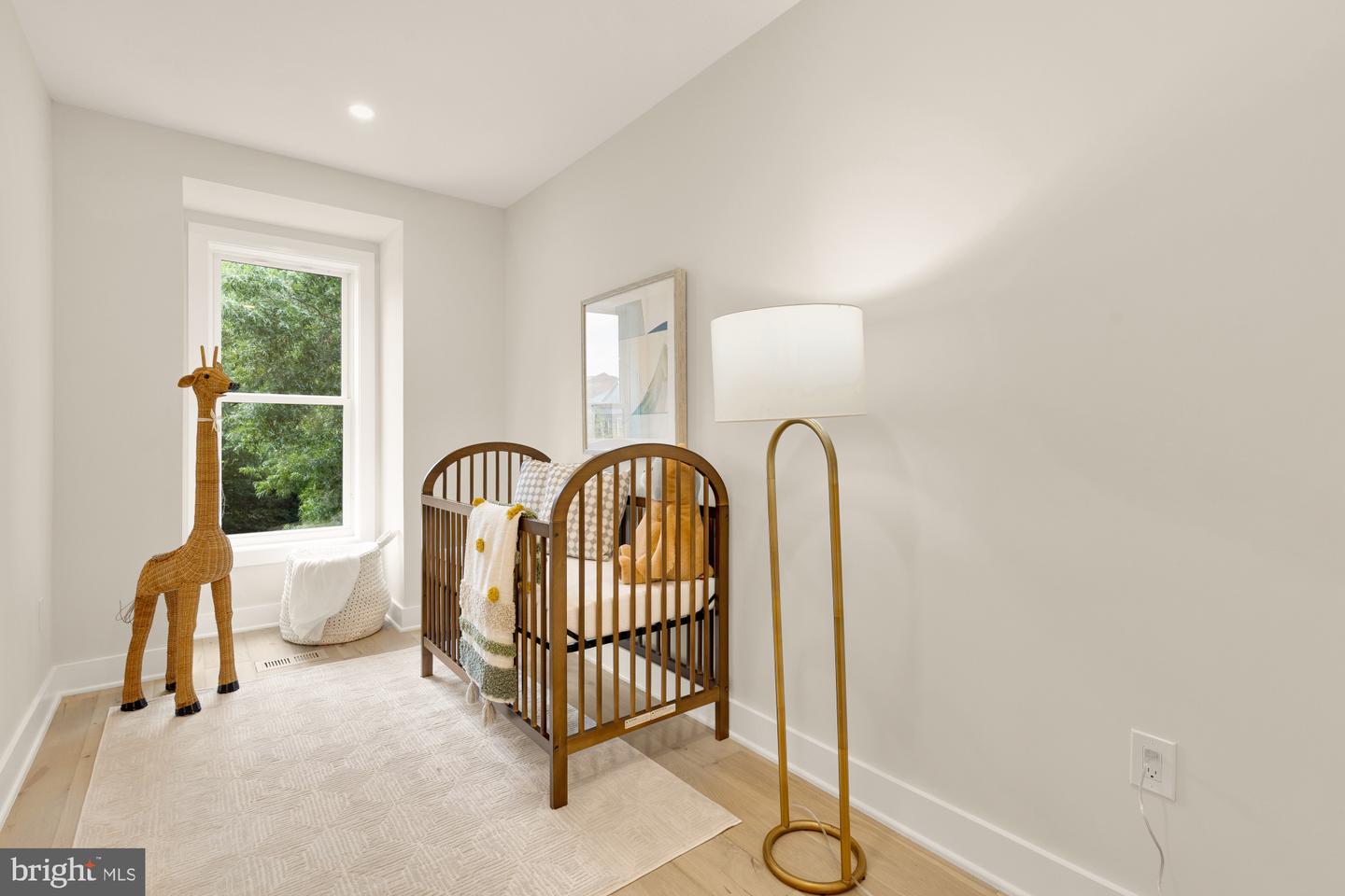 1600 37TH ST NW, WASHINGTON, District Of Columbia 20007, 5 Bedrooms Bedrooms, ,4 BathroomsBathrooms,Residential,For sale,1600 37TH ST NW,DCDC2215344 MLS # DCDC2215344