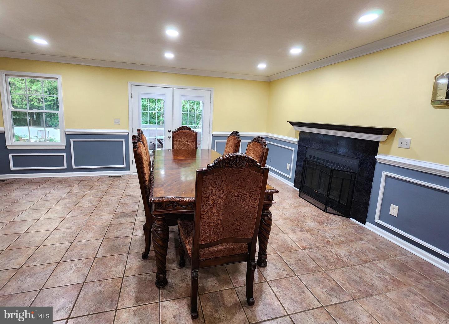 11815 SWITCHBACK LN, FREDERICKSBURG, Virginia 22407, 6 Bedrooms Bedrooms, ,4 BathroomsBathrooms,Residential,For sale,11815 SWITCHBACK LN,VASP2035514 MLS # VASP2035514