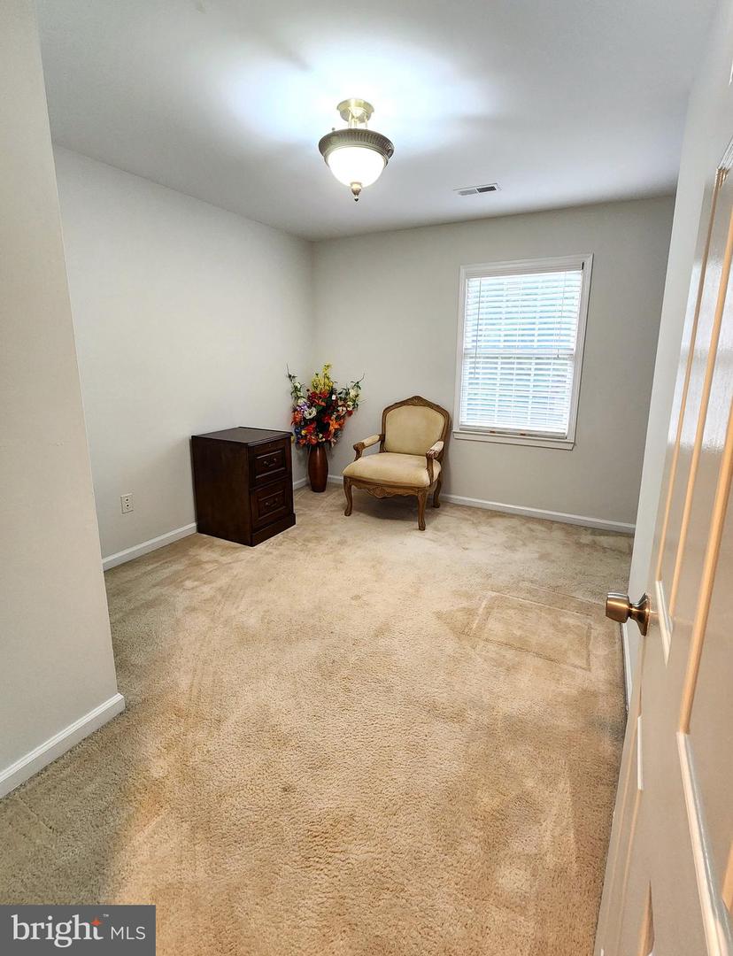 11815 SWITCHBACK LN, FREDERICKSBURG, Virginia 22407, 6 Bedrooms Bedrooms, ,4 BathroomsBathrooms,Residential,For sale,11815 SWITCHBACK LN,VASP2035514 MLS # VASP2035514