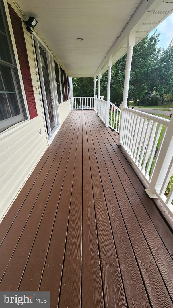 11815 SWITCHBACK LN, FREDERICKSBURG, Virginia 22407, 6 Bedrooms Bedrooms, ,4 BathroomsBathrooms,Residential,For sale,11815 SWITCHBACK LN,VASP2035514 MLS # VASP2035514