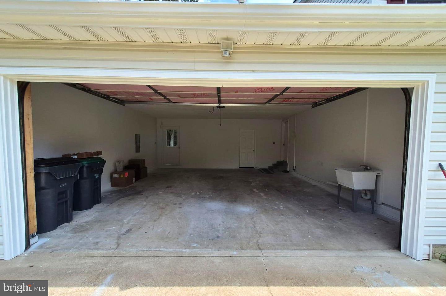 11815 SWITCHBACK LN, FREDERICKSBURG, Virginia 22407, 6 Bedrooms Bedrooms, ,4 BathroomsBathrooms,Residential,For sale,11815 SWITCHBACK LN,VASP2035514 MLS # VASP2035514