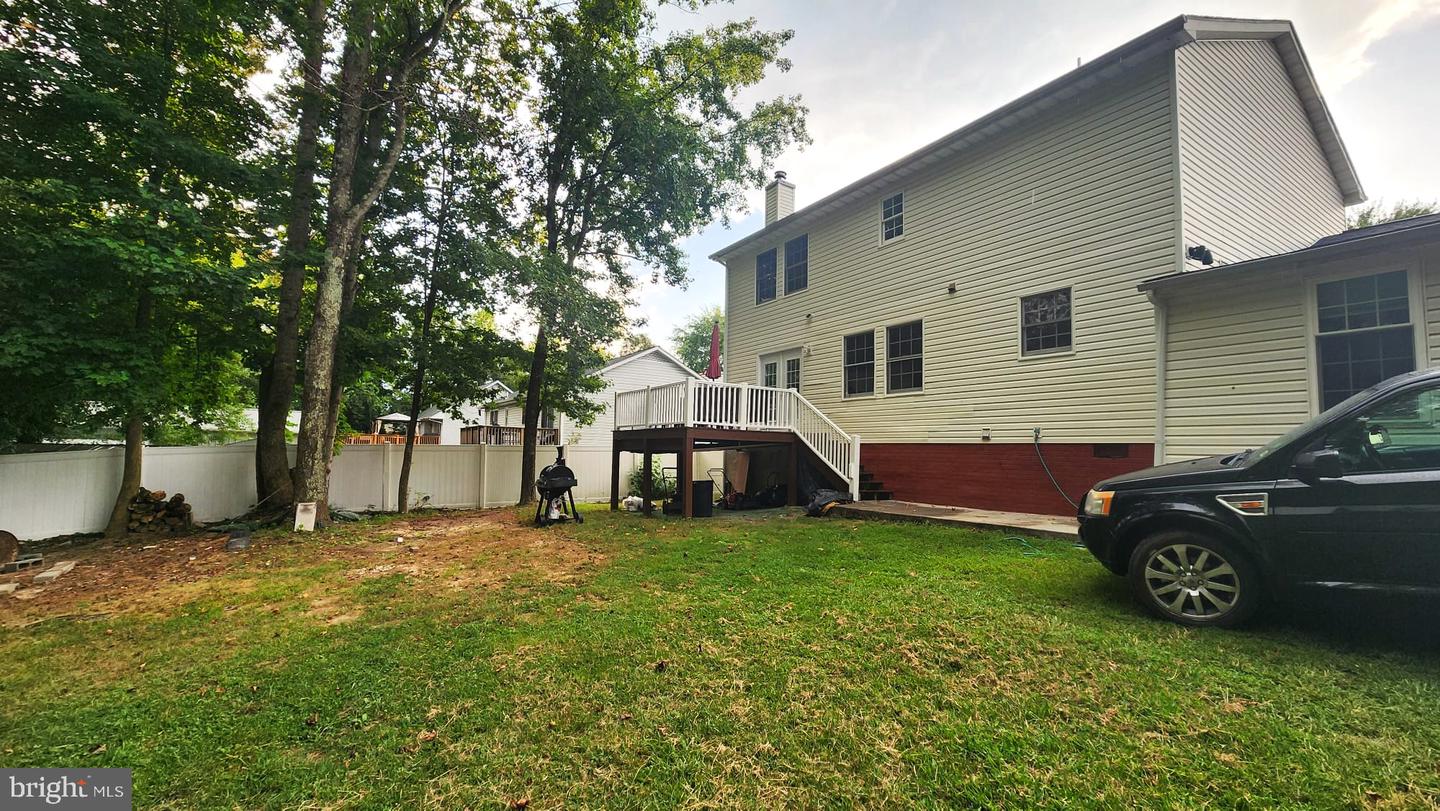 11815 SWITCHBACK LN, FREDERICKSBURG, Virginia 22407, 6 Bedrooms Bedrooms, ,4 BathroomsBathrooms,Residential,For sale,11815 SWITCHBACK LN,VASP2035514 MLS # VASP2035514