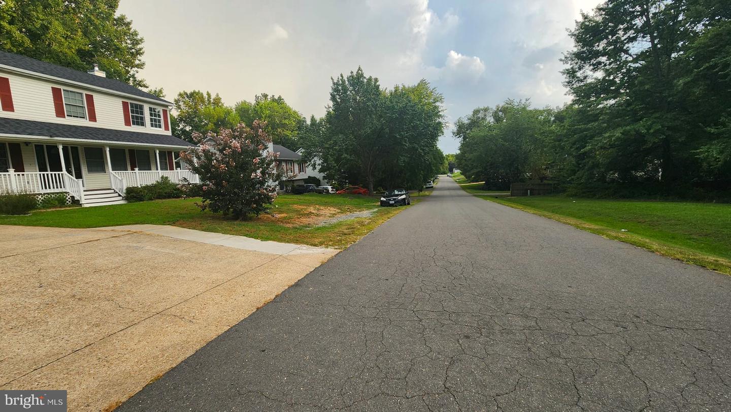 11815 SWITCHBACK LN, FREDERICKSBURG, Virginia 22407, 6 Bedrooms Bedrooms, ,4 BathroomsBathrooms,Residential,For sale,11815 SWITCHBACK LN,VASP2035514 MLS # VASP2035514