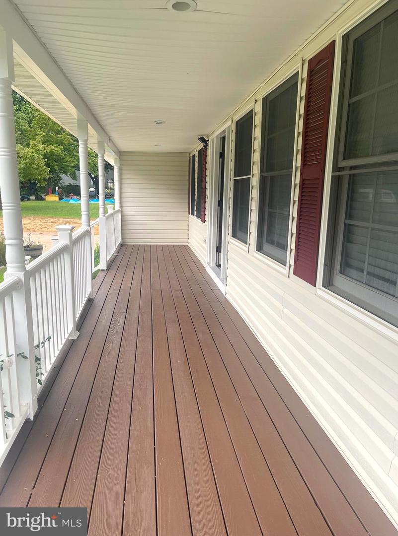 11815 SWITCHBACK LN, FREDERICKSBURG, Virginia 22407, 6 Bedrooms Bedrooms, ,4 BathroomsBathrooms,Residential,For sale,11815 SWITCHBACK LN,VASP2035514 MLS # VASP2035514
