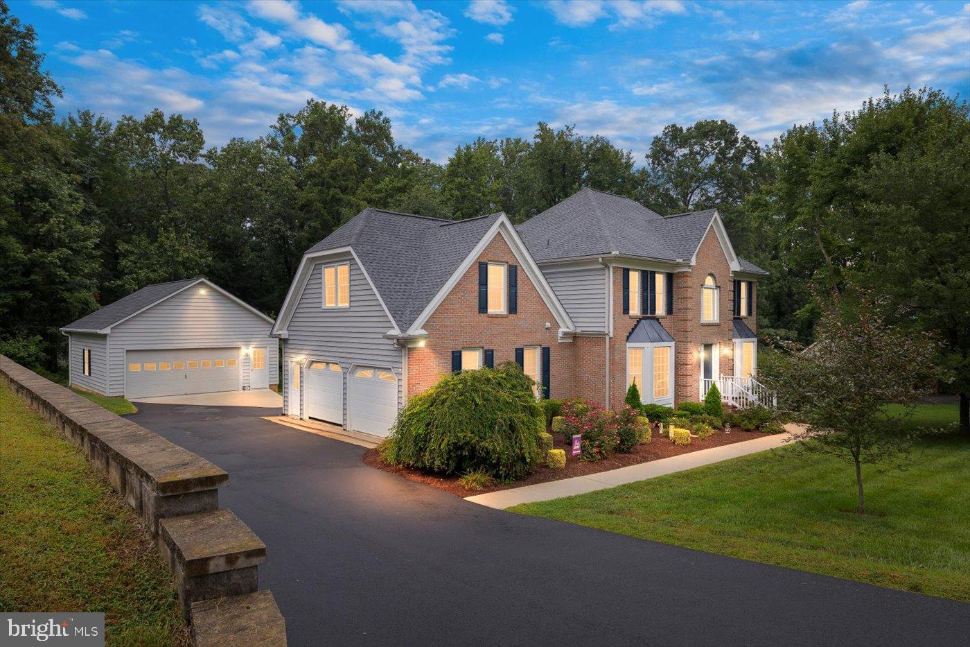 4005 LONGWOOD DR, FREDERICKSBURG, Virginia 22408, 5 Bedrooms Bedrooms, 8 Rooms Rooms,2 BathroomsBathrooms,Residential,For sale,4005 LONGWOOD DR,VASP2035518 MLS # VASP2035518