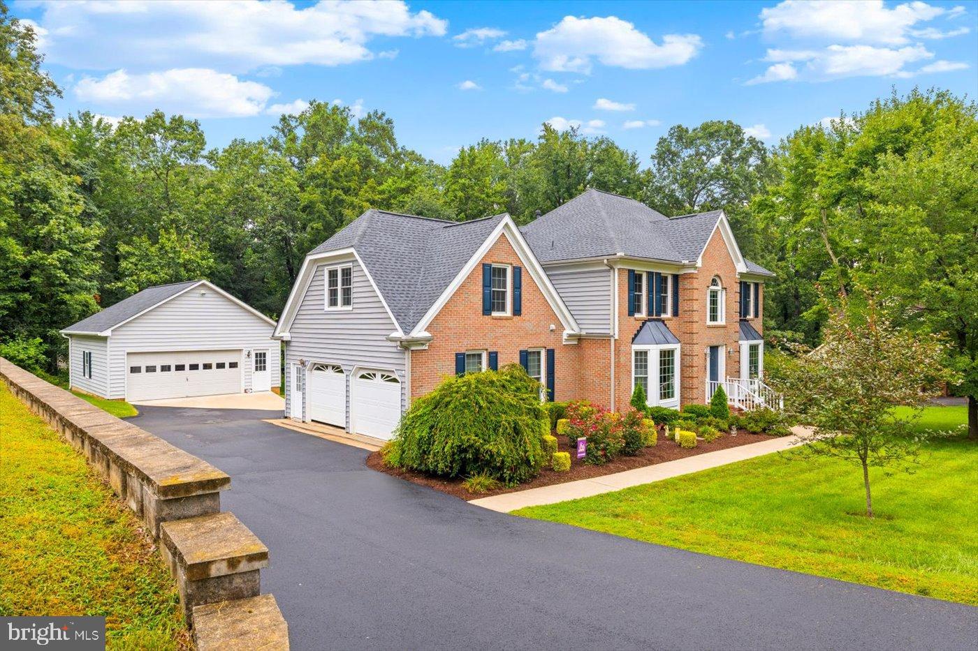 4005 LONGWOOD DR, FREDERICKSBURG, Virginia 22408, 5 Bedrooms Bedrooms, 8 Rooms Rooms,2 BathroomsBathrooms,Residential,For sale,4005 LONGWOOD DR,VASP2035518 MLS # VASP2035518