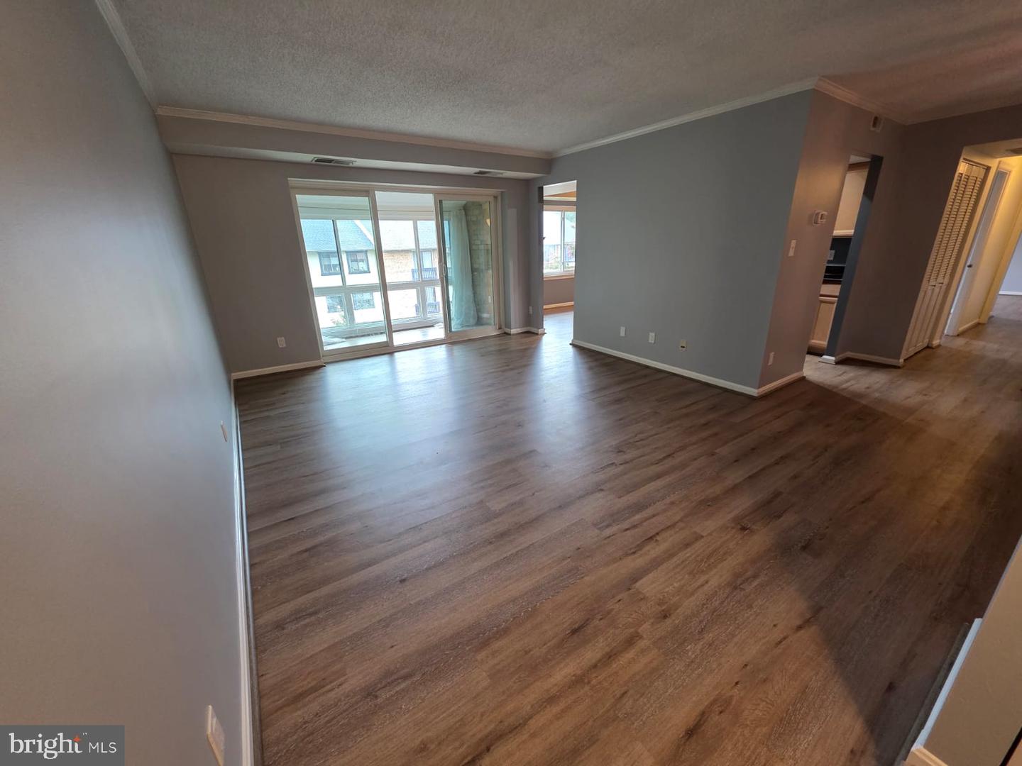 10223 VALENTINO DR #7323, OAKTON, Virginia 22124, 2 Bedrooms Bedrooms, ,2 BathroomsBathrooms,Residential,For sale,10223 VALENTINO DR #7323,VAFX2261704 MLS # VAFX2261704