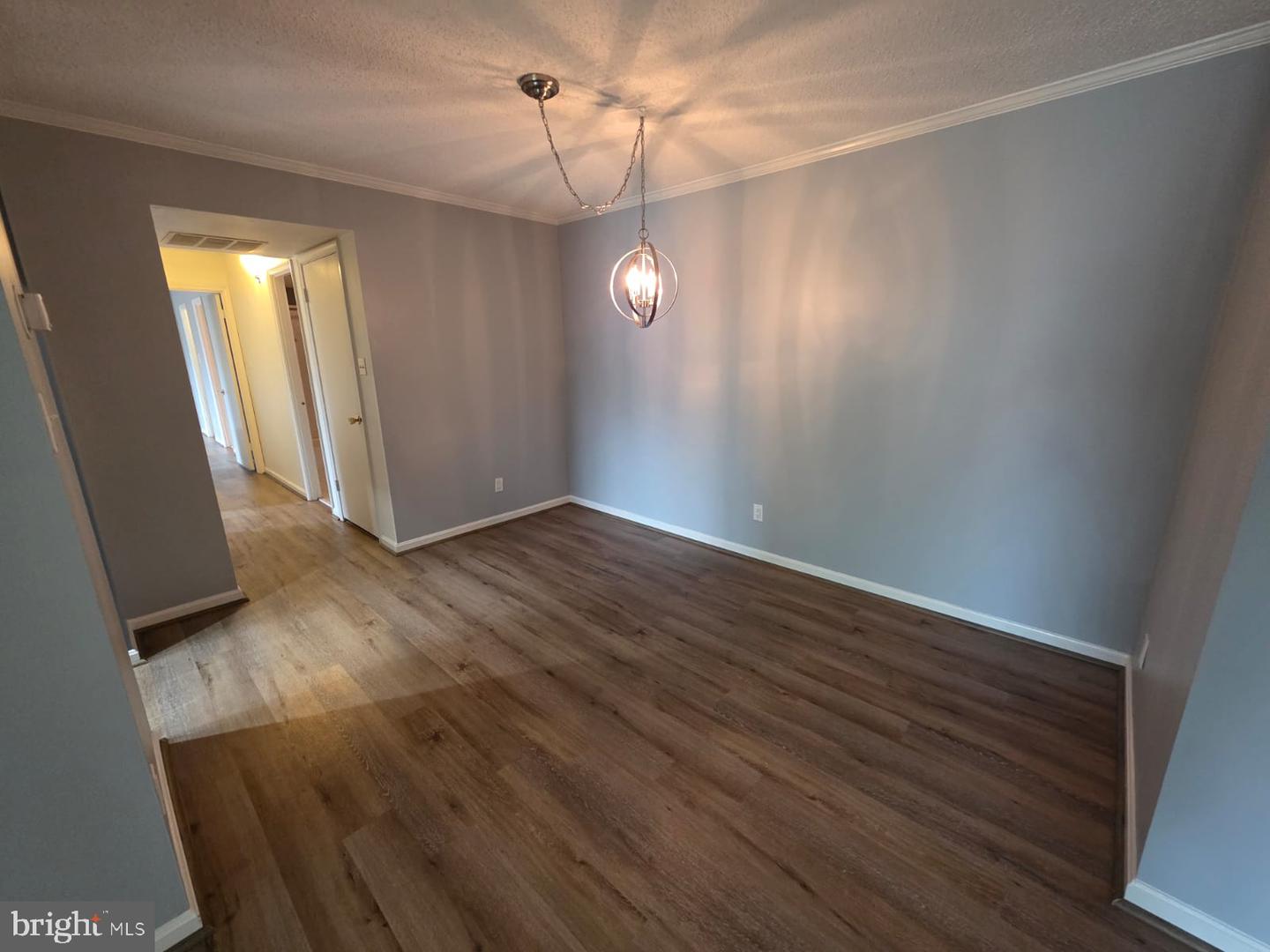 10223 VALENTINO DR #7323, OAKTON, Virginia 22124, 2 Bedrooms Bedrooms, ,2 BathroomsBathrooms,Residential,For sale,10223 VALENTINO DR #7323,VAFX2261704 MLS # VAFX2261704