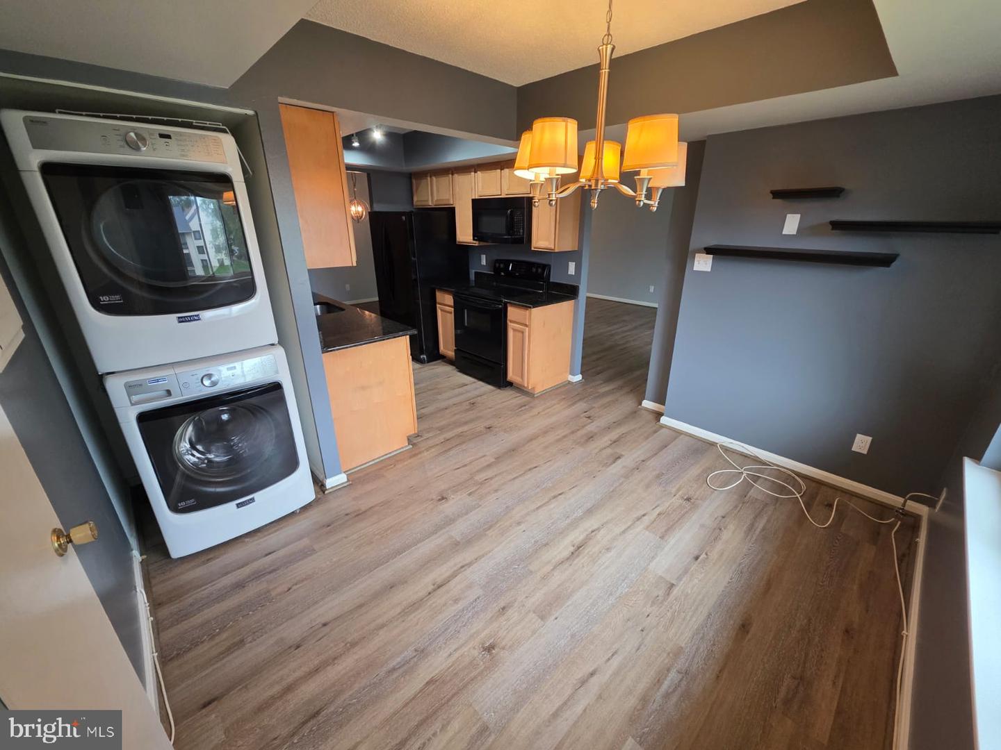 10223 VALENTINO DR #7323, OAKTON, Virginia 22124, 2 Bedrooms Bedrooms, ,2 BathroomsBathrooms,Residential,For sale,10223 VALENTINO DR #7323,VAFX2261704 MLS # VAFX2261704