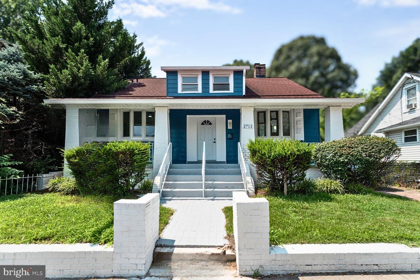 2712 S DAKOTA AVE NE, WASHINGTON, District Of Columbia 20018, 3 Bedrooms Bedrooms, ,3 BathroomsBathrooms,Residential,For sale,2712 S DAKOTA AVE NE,DCDC2215522 MLS # DCDC2215522