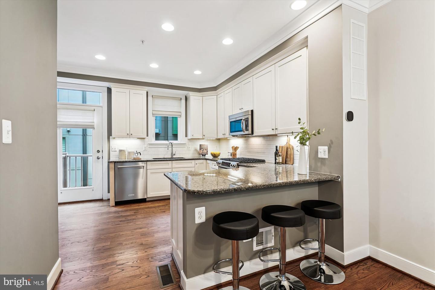 2988 STELLA BLUE LN, FAIRFAX, Virginia 22031, 3 Bedrooms Bedrooms, ,3 BathroomsBathrooms,Residential,For sale,2988 STELLA BLUE LN,VAFX2262000 MLS # VAFX2262000