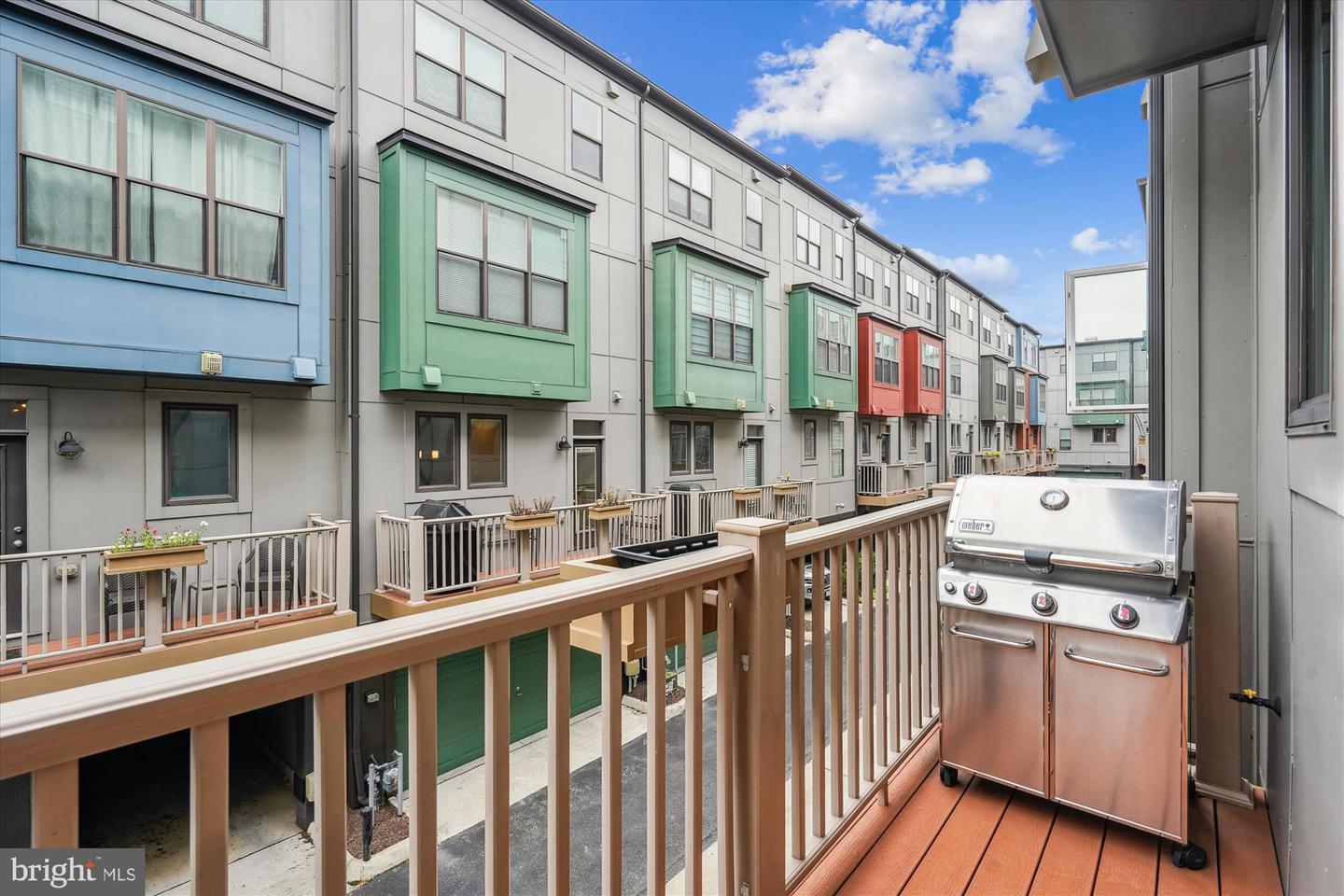 2988 STELLA BLUE LN, FAIRFAX, Virginia 22031, 3 Bedrooms Bedrooms, ,3 BathroomsBathrooms,Residential,For sale,2988 STELLA BLUE LN,VAFX2262000 MLS # VAFX2262000