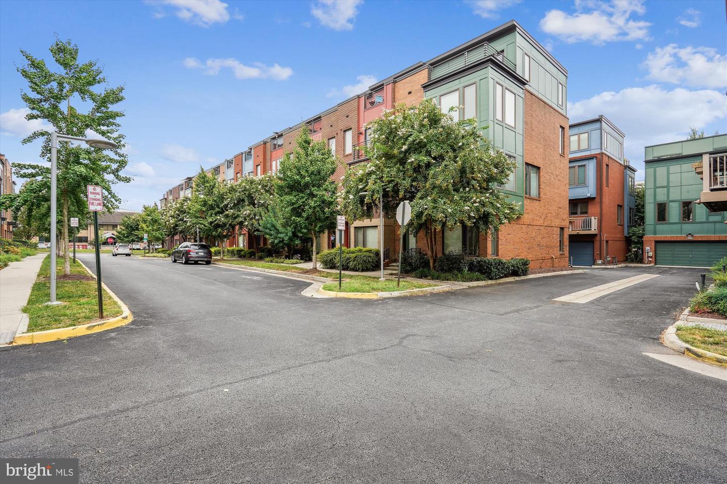 2988 STELLA BLUE LN, FAIRFAX, Virginia 22031, 3 Bedrooms Bedrooms, ,3 BathroomsBathrooms,Residential,For sale,2988 STELLA BLUE LN,VAFX2262000 MLS # VAFX2262000