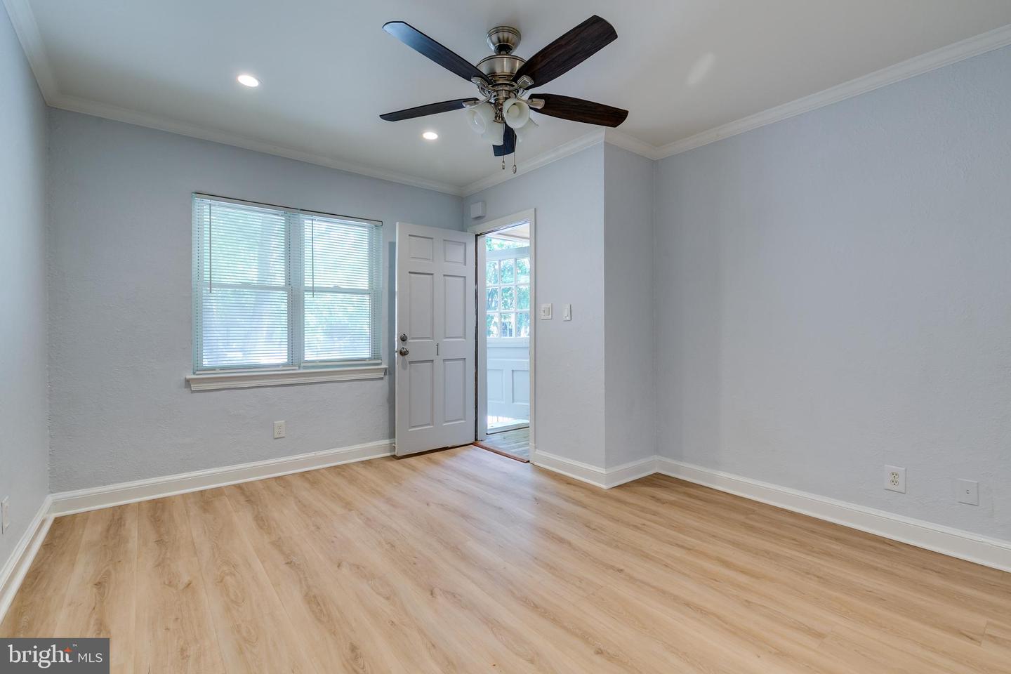 118 P ST SW, WASHINGTON, District Of Columbia 20024, 2 Bedrooms Bedrooms, ,2 BathroomsBathrooms,Residential,For sale,118 P ST SW,DCDC2215700 MLS # DCDC2215700