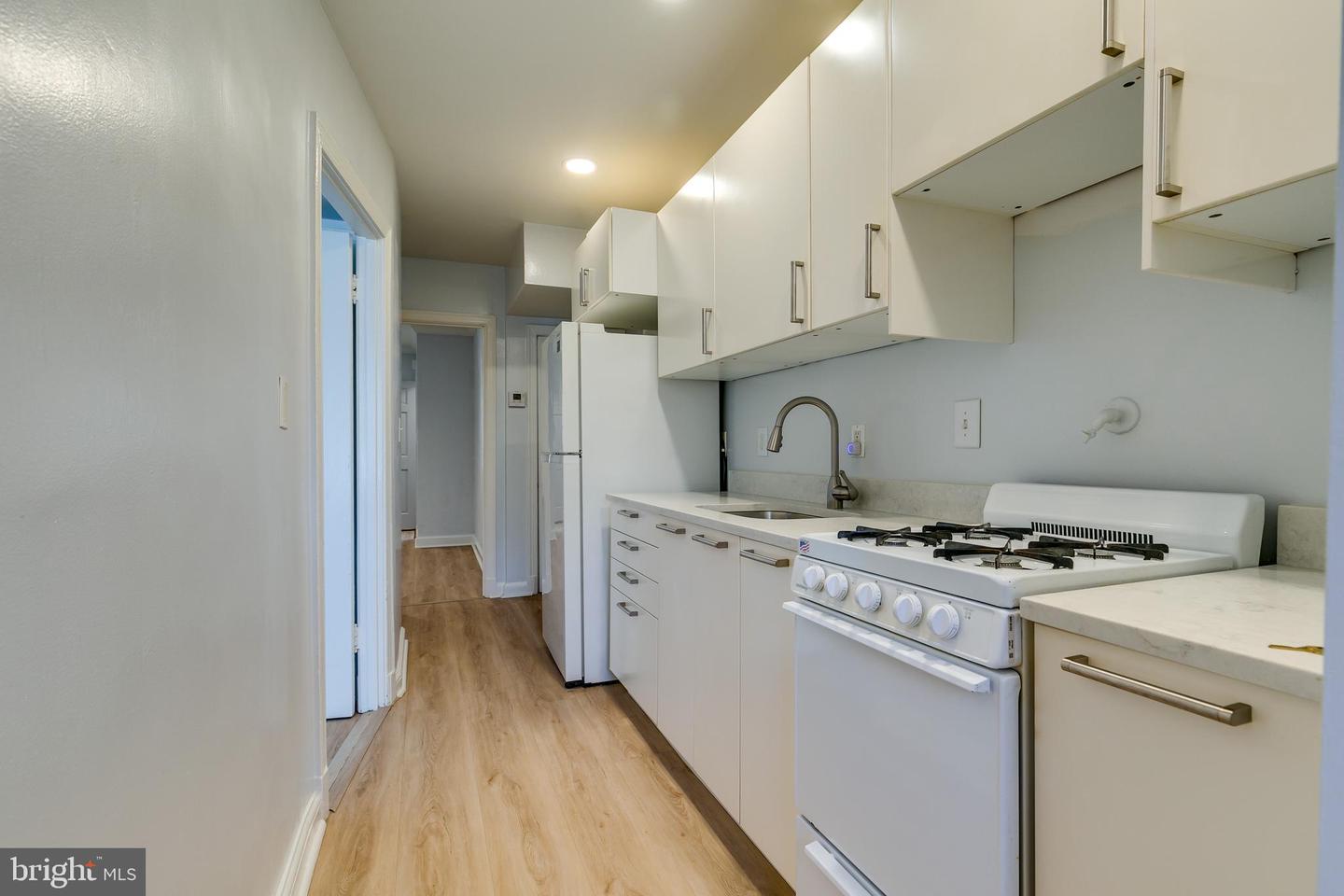 118 P ST SW, WASHINGTON, District Of Columbia 20024, 2 Bedrooms Bedrooms, ,2 BathroomsBathrooms,Residential,For sale,118 P ST SW,DCDC2215700 MLS # DCDC2215700