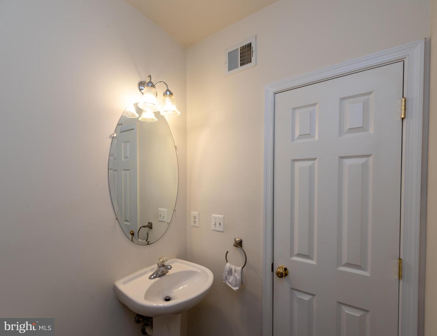 707 GALWAY LN, STAFFORD, Virginia 22554, 3 Bedrooms Bedrooms, ,2 BathroomsBathrooms,Residential,For sale,707 GALWAY LN,VAST2041942 MLS # VAST2041942