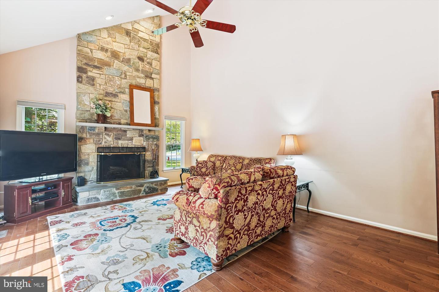 12811 MONROE MANOR DR, HERNDON, Virginia 20171, 4 Bedrooms Bedrooms, ,2 BathroomsBathrooms,Residential,For sale,12811 MONROE MANOR DR,VAFX2262136 MLS # VAFX2262136