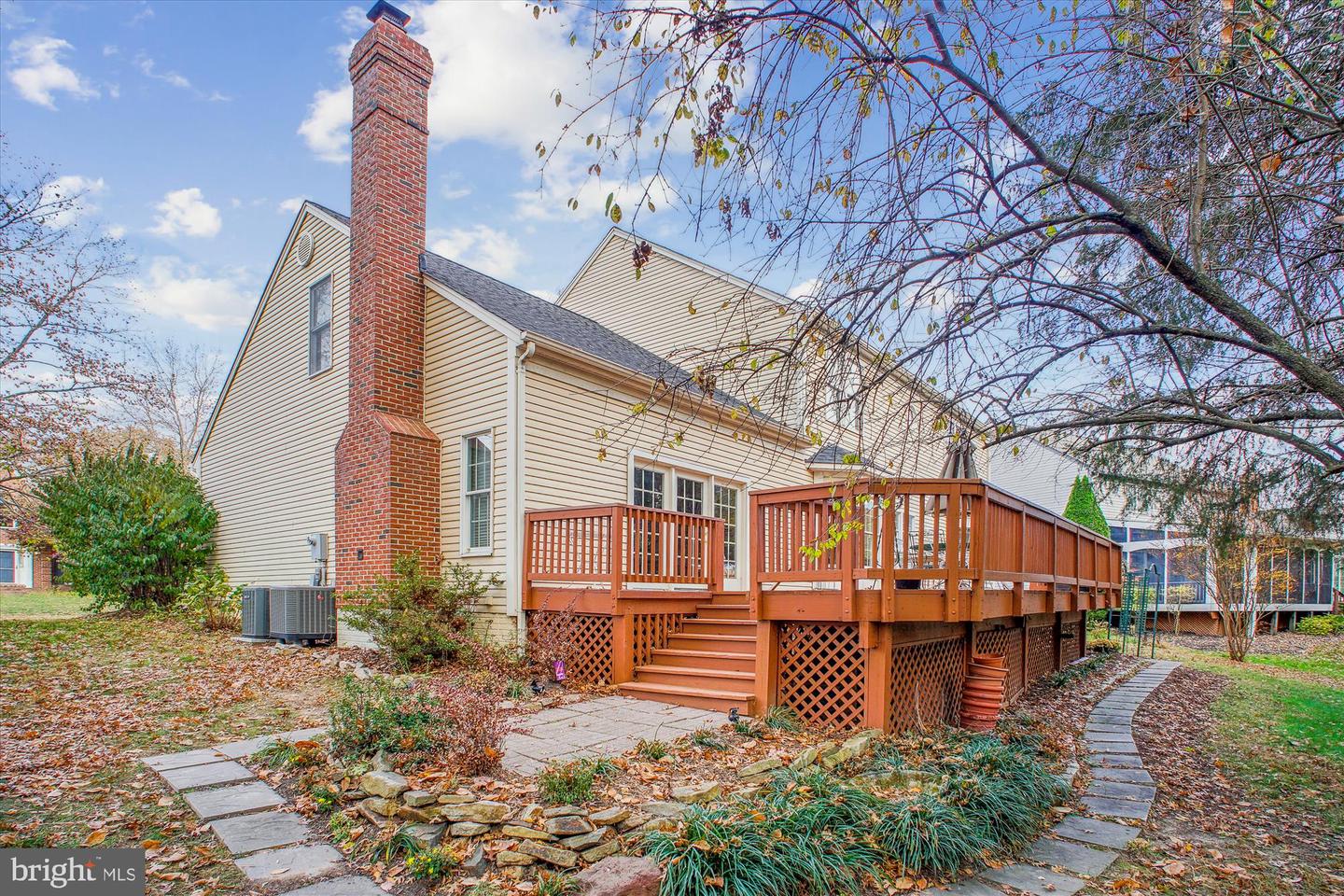 12811 MONROE MANOR DR, HERNDON, Virginia 20171, 4 Bedrooms Bedrooms, ,2 BathroomsBathrooms,Residential,For sale,12811 MONROE MANOR DR,VAFX2262136 MLS # VAFX2262136