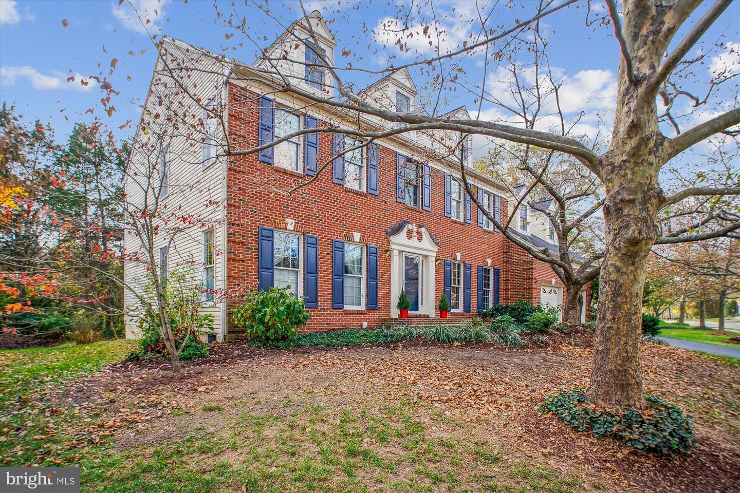 12811 MONROE MANOR DR, HERNDON, Virginia 20171, 4 Bedrooms Bedrooms, ,2 BathroomsBathrooms,Residential,For sale,12811 MONROE MANOR DR,VAFX2262136 MLS # VAFX2262136