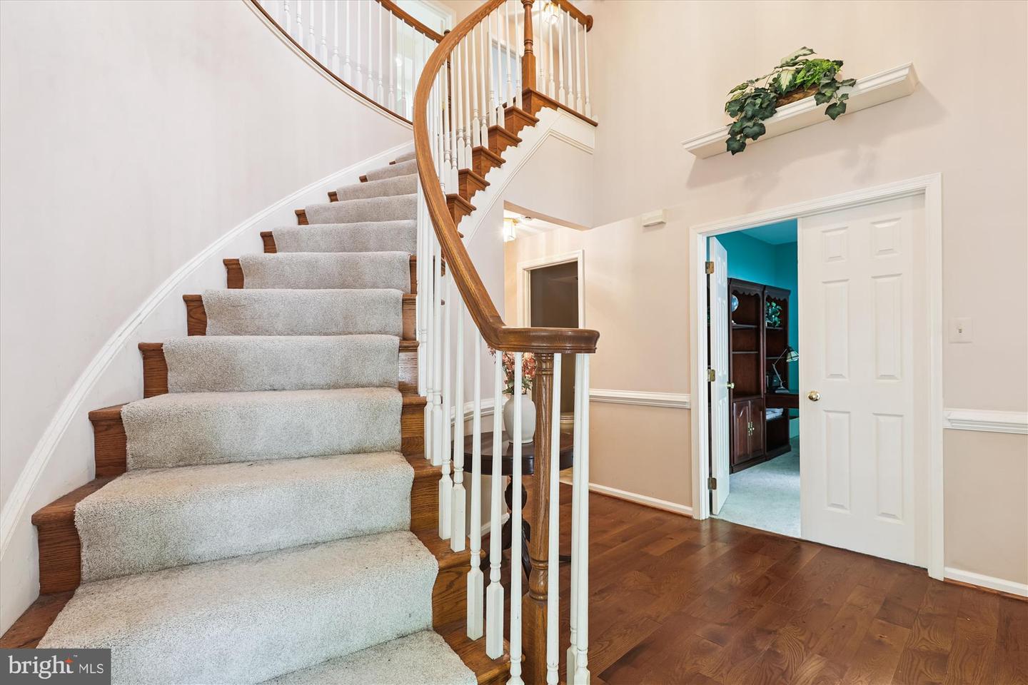 12811 MONROE MANOR DR, HERNDON, Virginia 20171, 4 Bedrooms Bedrooms, ,2 BathroomsBathrooms,Residential,For sale,12811 MONROE MANOR DR,VAFX2262136 MLS # VAFX2262136