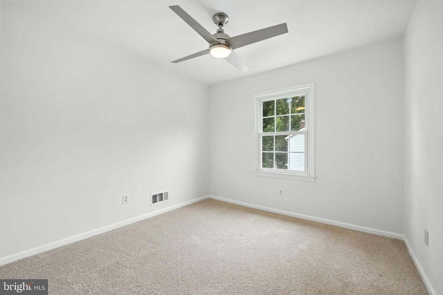 7415 BEVERLY MANOR DR, ANNANDALE, Virginia 22003, 5 Bedrooms Bedrooms, 16 Rooms Rooms,3 BathroomsBathrooms,Residential,For sale,7415 BEVERLY MANOR DR,VAFX2262224 MLS # VAFX2262224