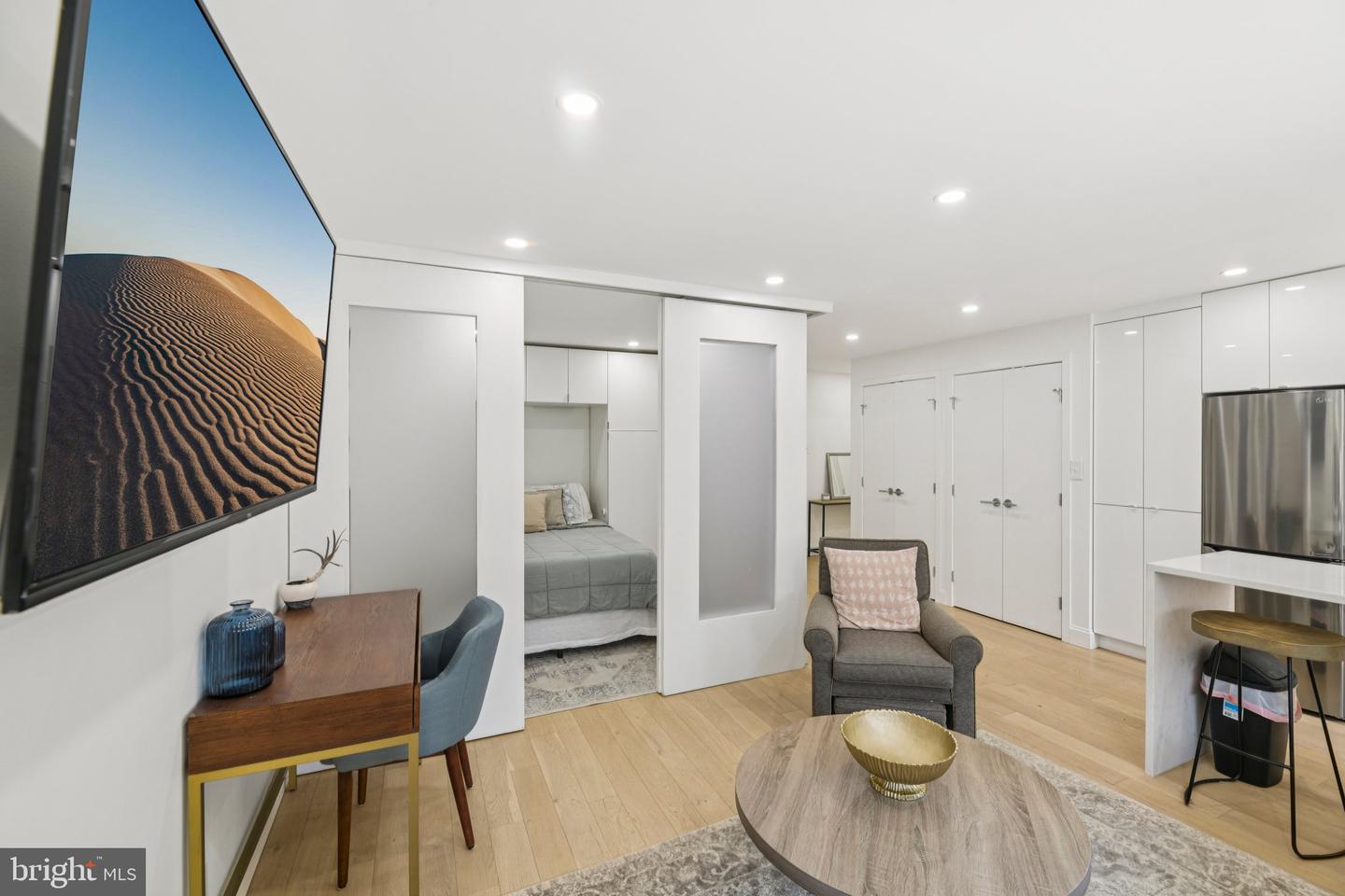 1420 N ST NW #615, WASHINGTON, District Of Columbia 20005, 1 Bedroom Bedrooms, ,1 BathroomBathrooms,Residential,For sale,1420 N ST NW #615,DCDC2215900 MLS # DCDC2215900