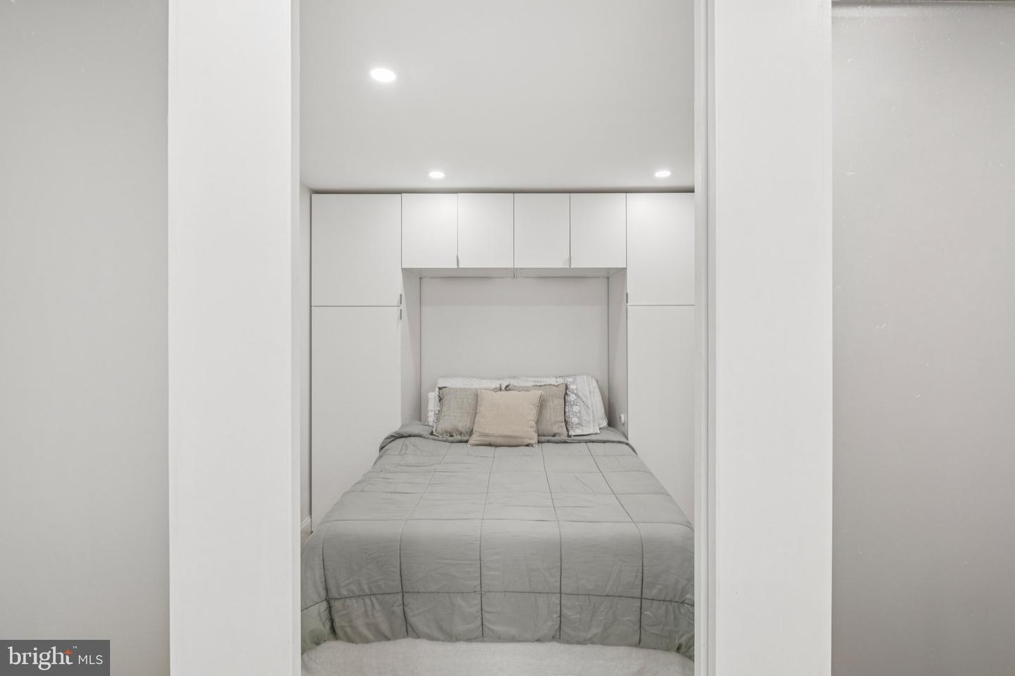 1420 N ST NW #615, WASHINGTON, District Of Columbia 20005, 1 Bedroom Bedrooms, ,1 BathroomBathrooms,Residential,For sale,1420 N ST NW #615,DCDC2215900 MLS # DCDC2215900